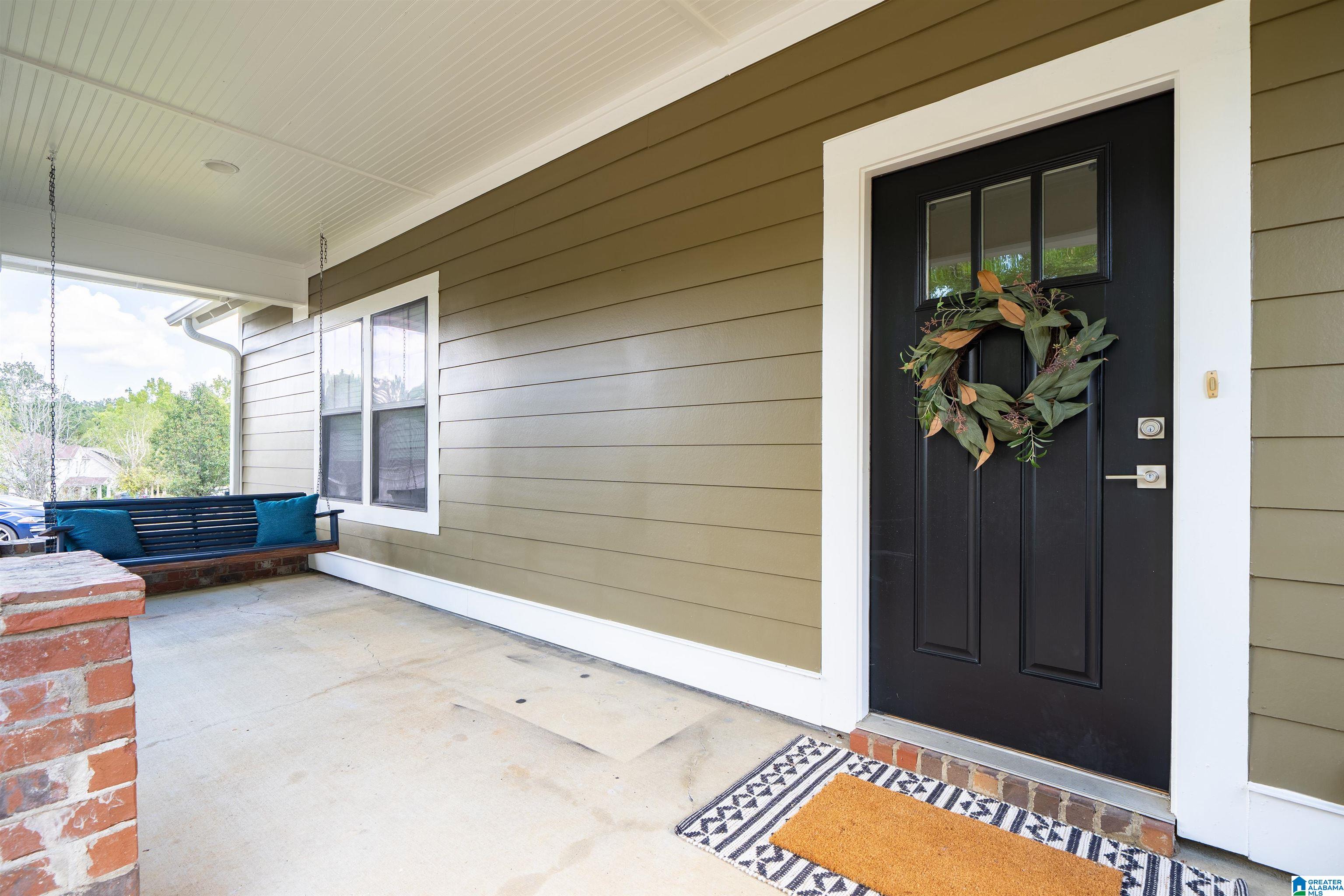 Photo 3 of Sale Pending at 125 Enclave Ave, Calera, AL 35040 | MLS# 21464420 | Listing updated on 2026-09-18
