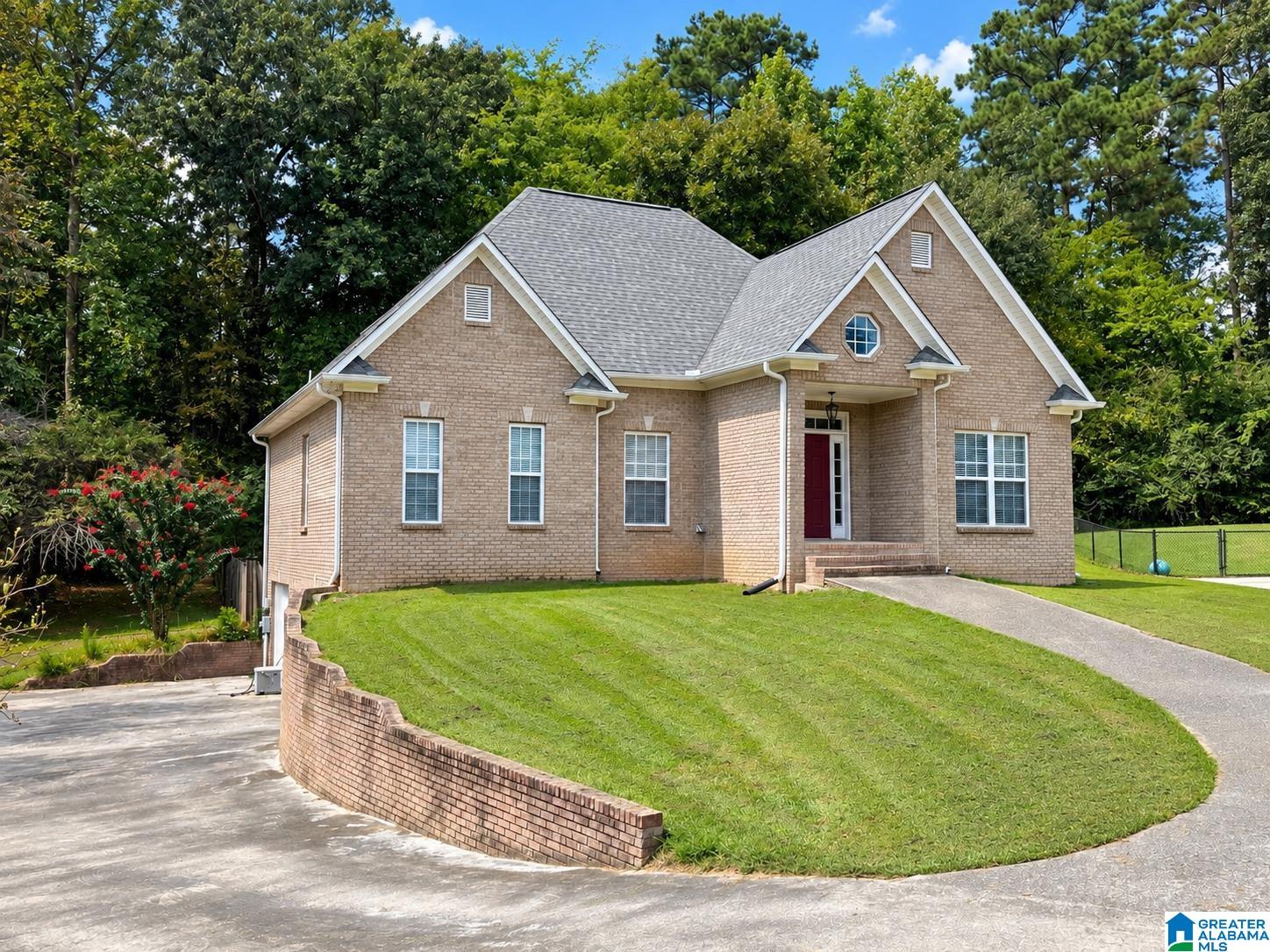 Photo 2 of Single family home for sale at 9153 Sparks Dr, Warrior, AL 35180 | MLS# 21464421 | Listing updated on 2026-09-09