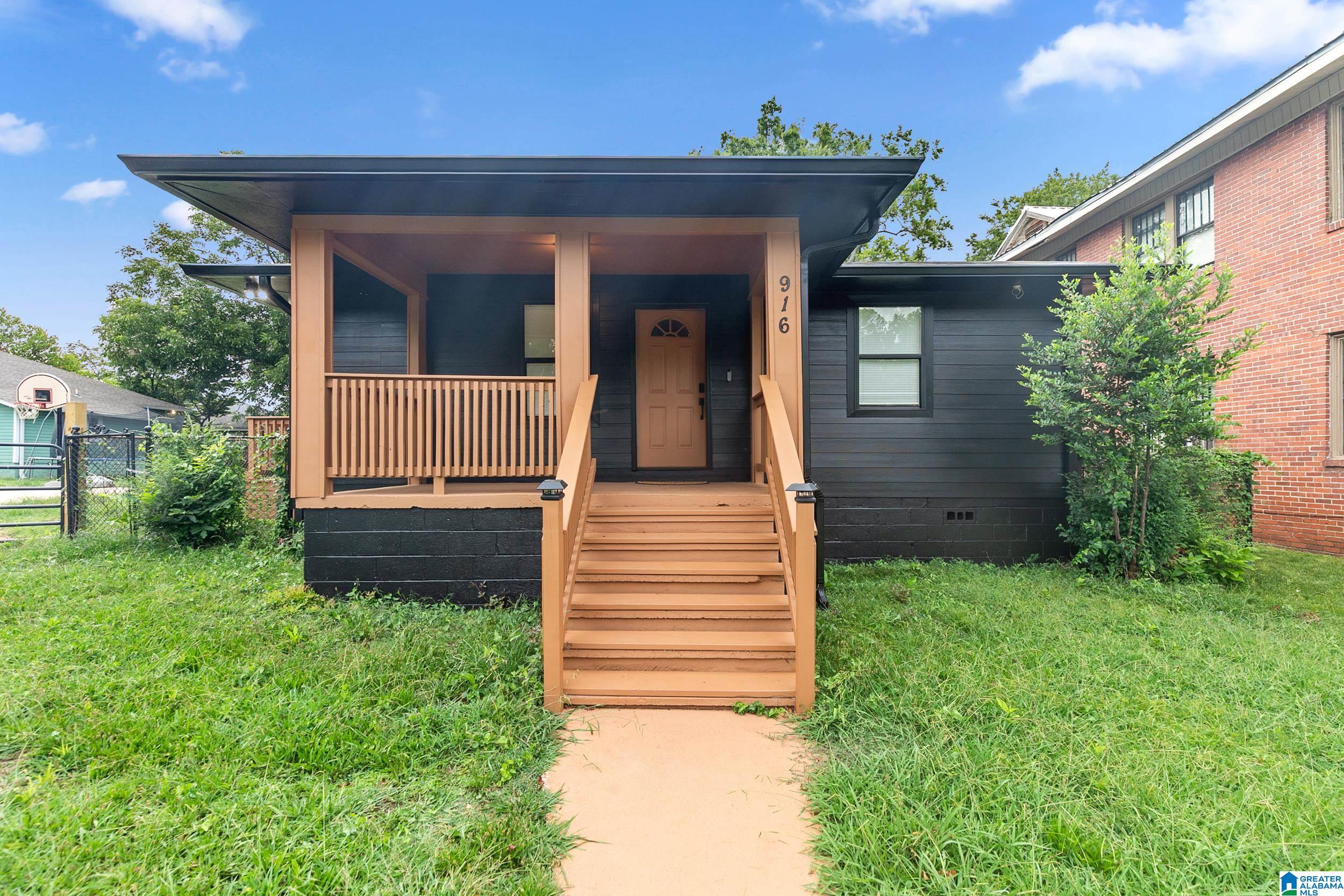 Photo 1 of Single family home for sale at 916 Mcmillon Ave Sw, Birmingham, AL 35211 | MLS# 21464437 | Listing updated on 2026-09-17
