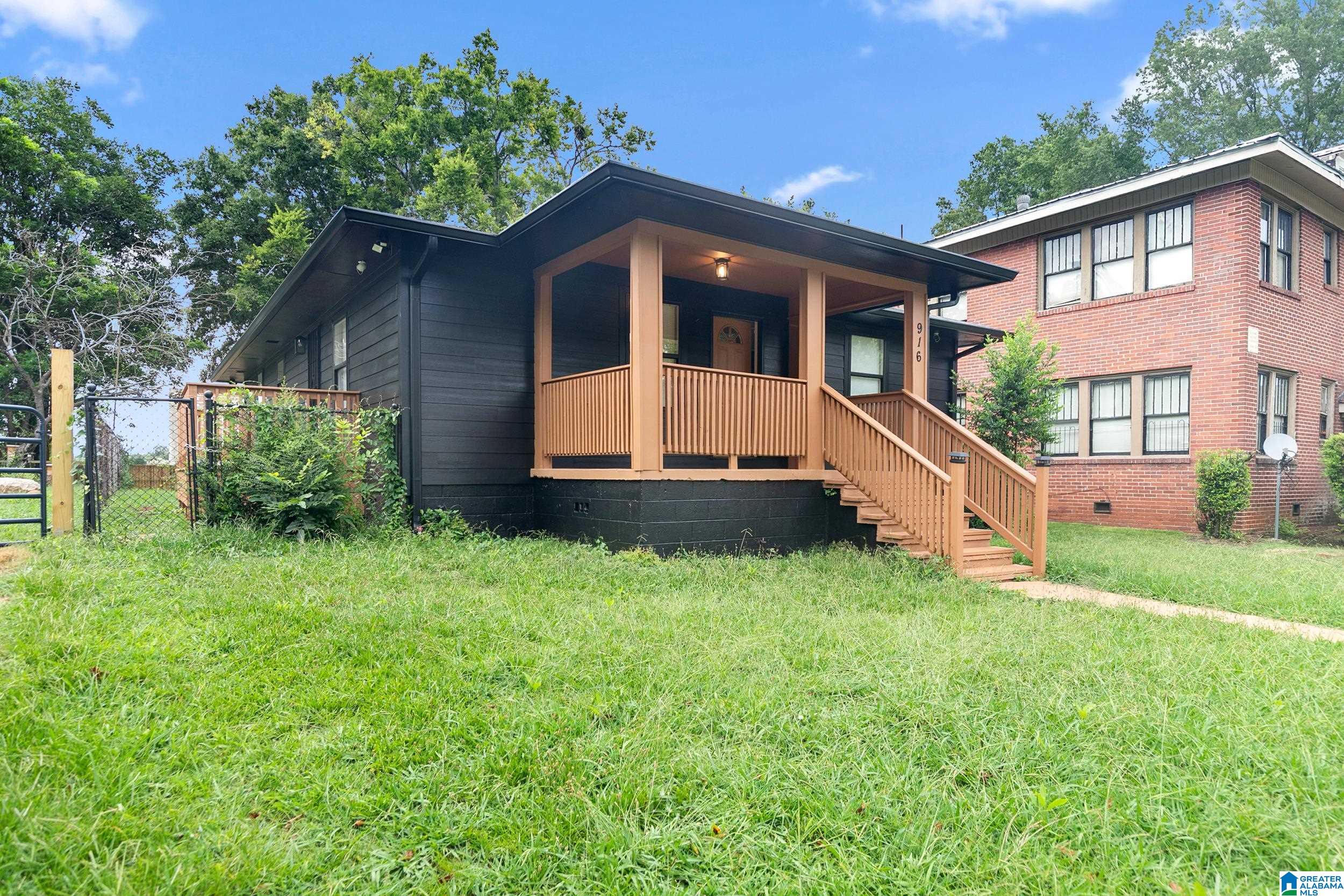 Photo 2 of Single family home for sale at 916 Mcmillon Ave Sw, Birmingham, AL 35211 | MLS# 21464437 | Listing updated on 2026-09-17