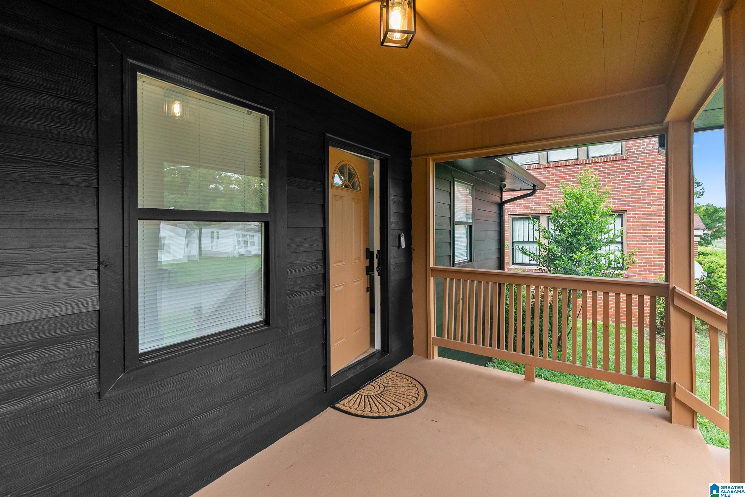 Photo 3 of Single family home for sale at 916 Mcmillon Ave Sw, Birmingham, AL 35211 | MLS# 21464437 | Listing updated on 2026-09-17