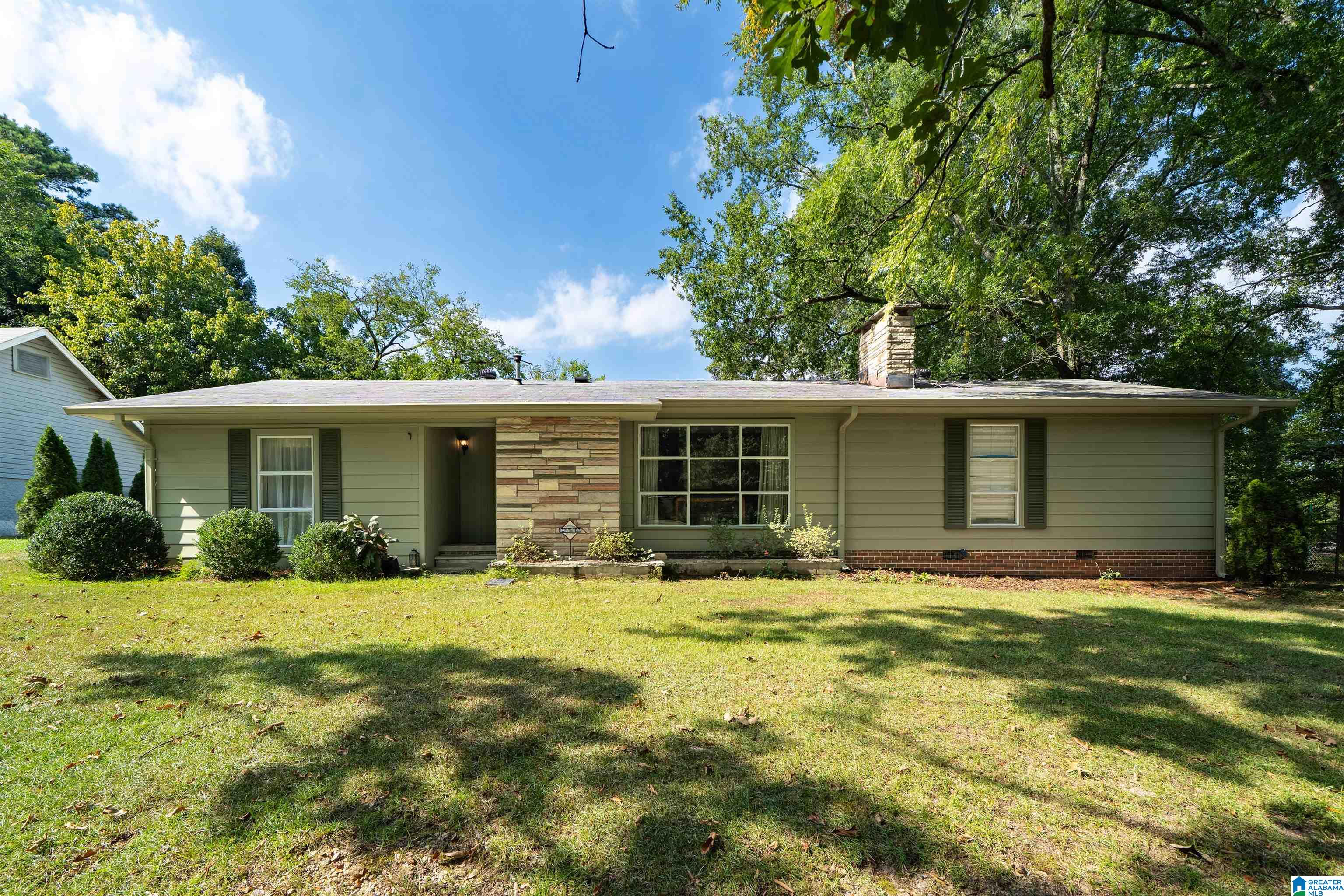 Photo 2 of Single family home for sale at 747 Rose Dr, Birmingham, AL 35235 | MLS# 21464470 | Listing updated on 2026-09-11