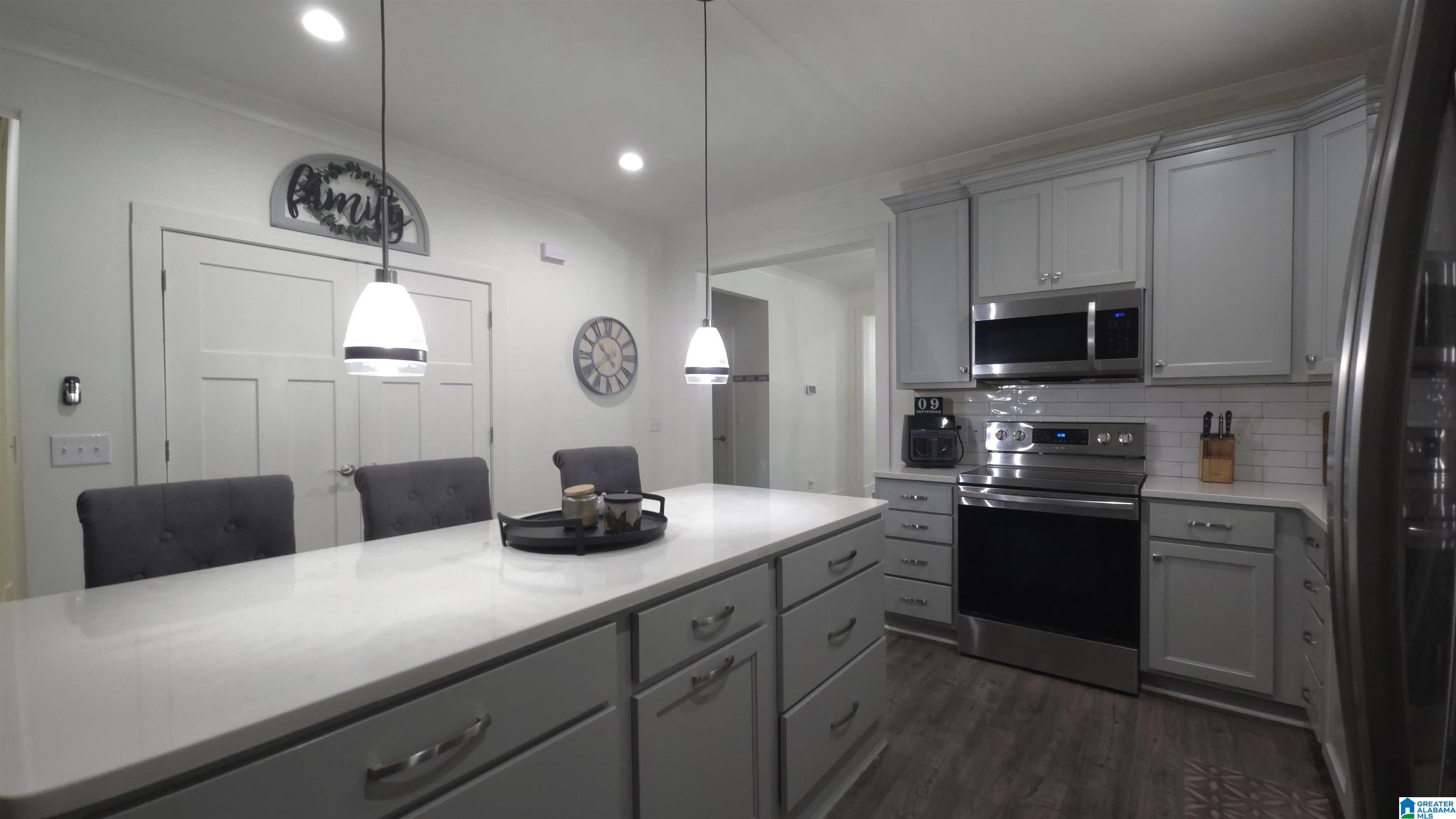 Photo 3 of Single family home for sale at 1332 Kensington Blvd, Calera, AL 35040 | MLS# 21464492 | Listing updated on 2026-09-14