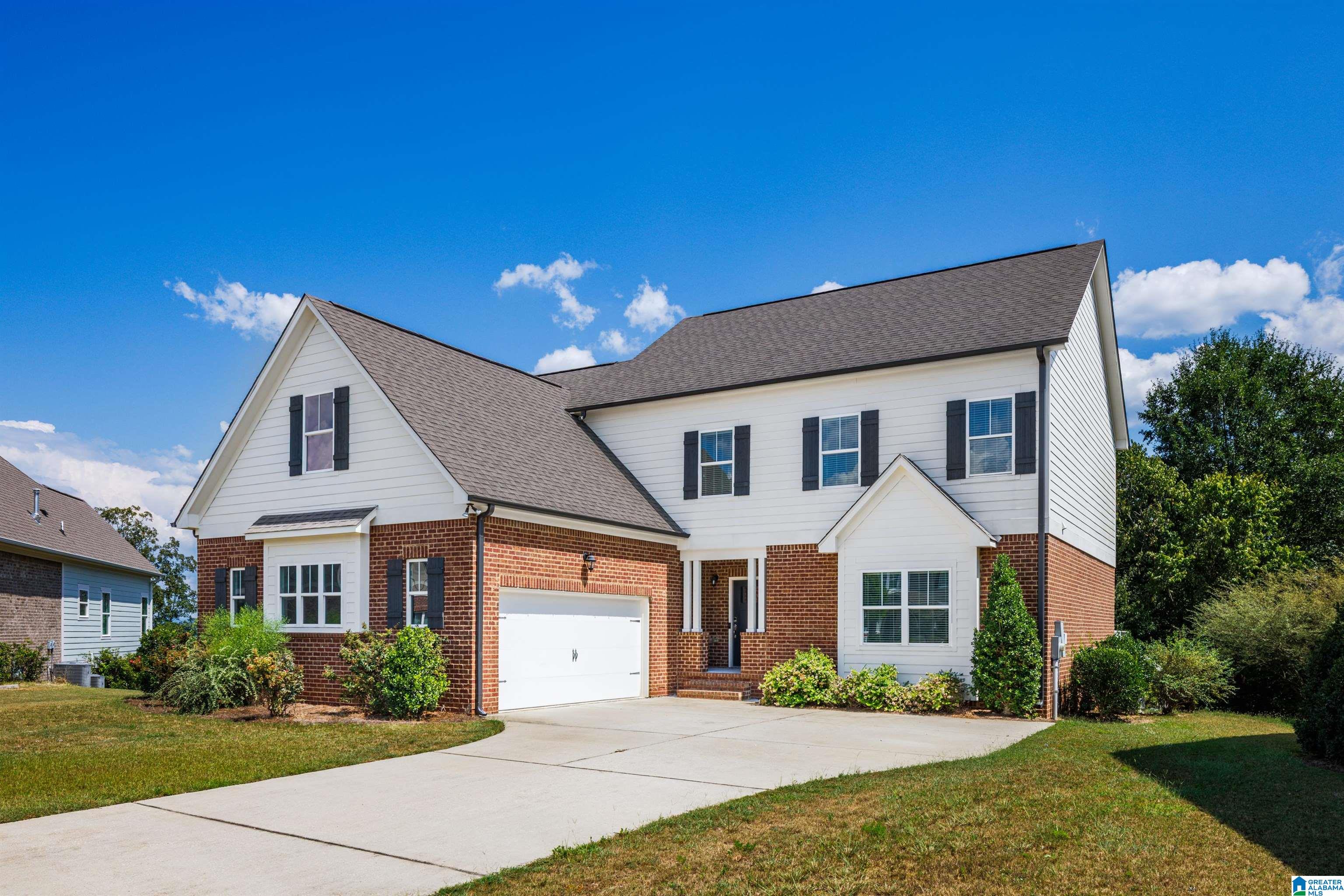 Photo 2 of Single family home for sale at 3032 Camellia Ridge Ct, Pelham, AL 35124 | MLS# 21464495 | Listing updated on 2026-09-24