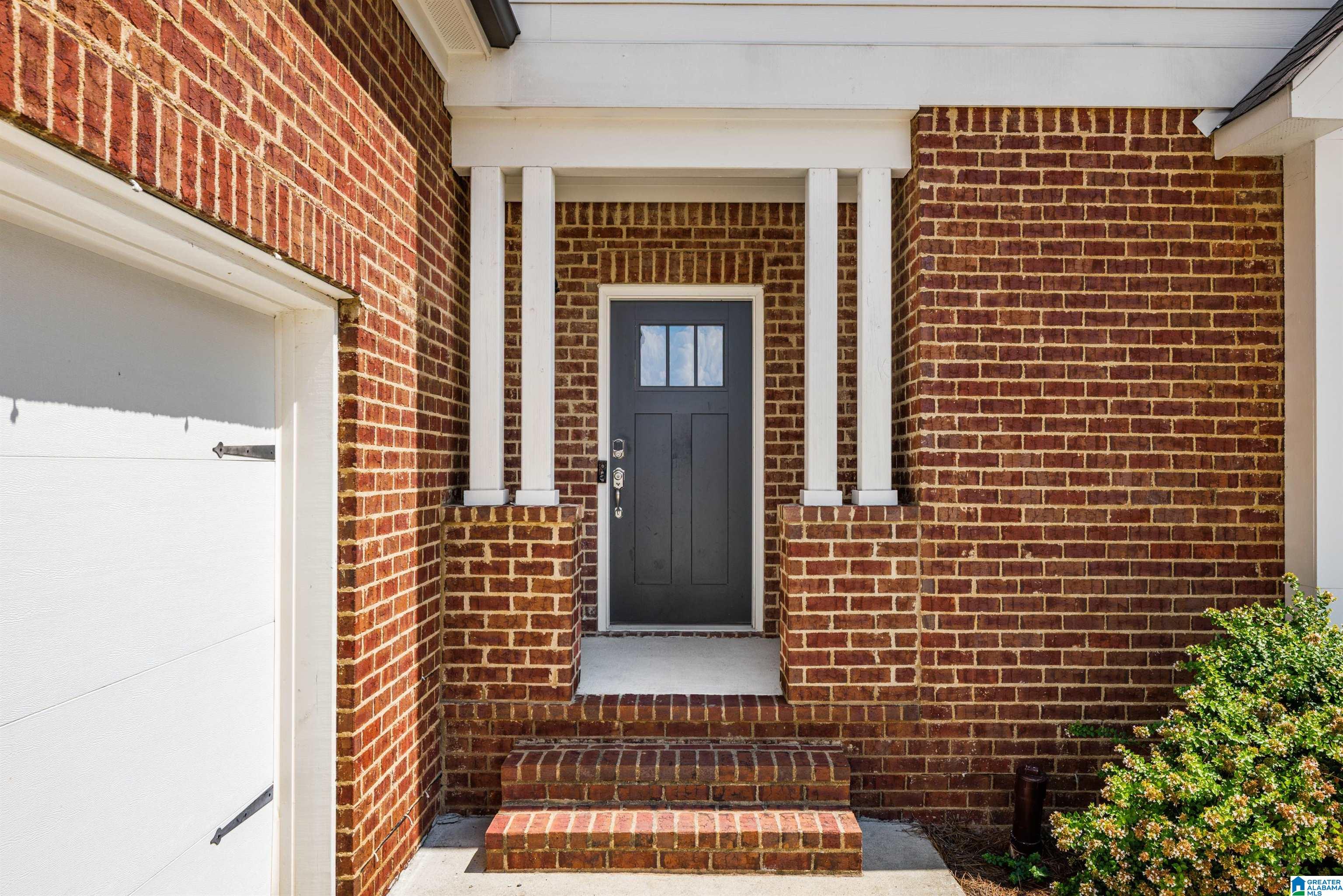 Photo 4 of Single family home for sale at 3032 Camellia Ridge Ct, Pelham, AL 35124 | MLS# 21464495 | Listing updated on 2026-09-24