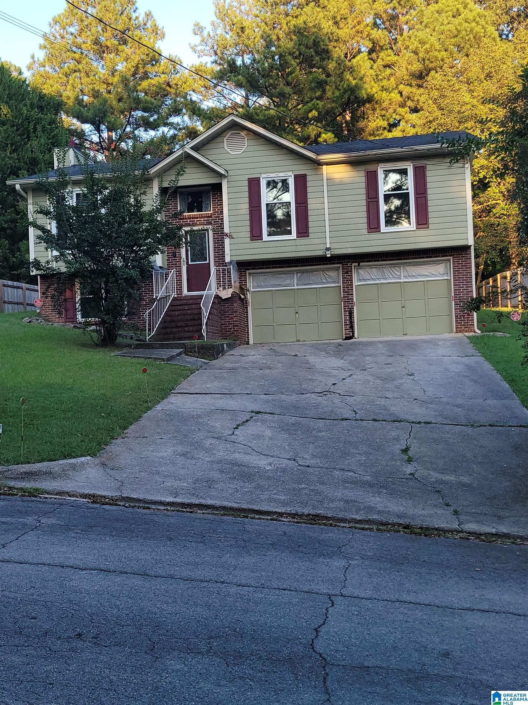 Single family home for sale at 9913 Wood Ave, BIRMINGHAM, AL 35217 | MLS# 21464500