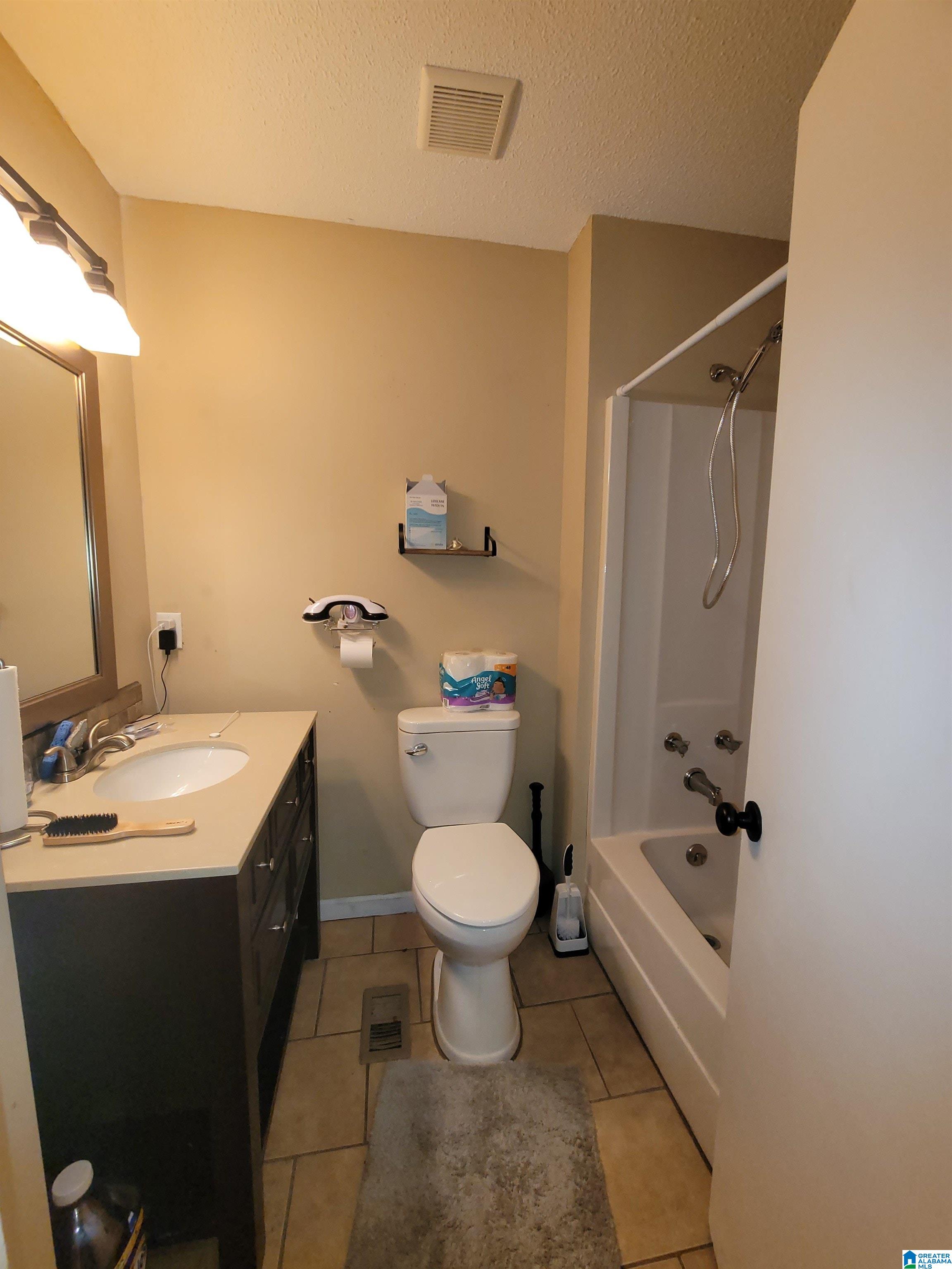 Photo 3 of Single family home for sale at 9913 Wood Ave, Birmingham, AL 35217 | MLS# 21464500 | Listing updated on 2026-09-14