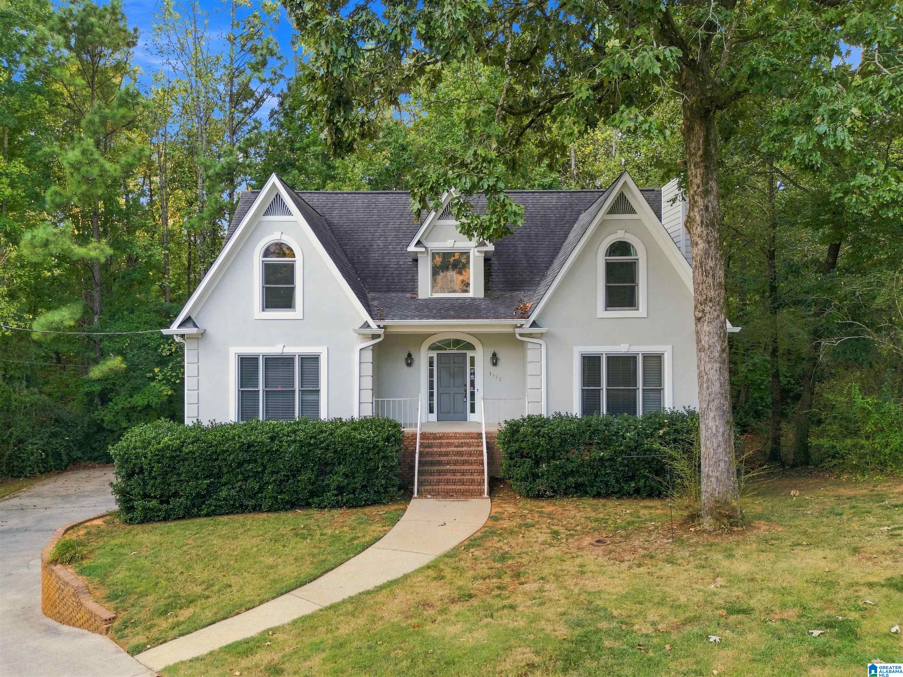 Single family home for sale at 1532 Cypress Cvs Cir, HOOVER, AL 35244 | MLS# 21464515