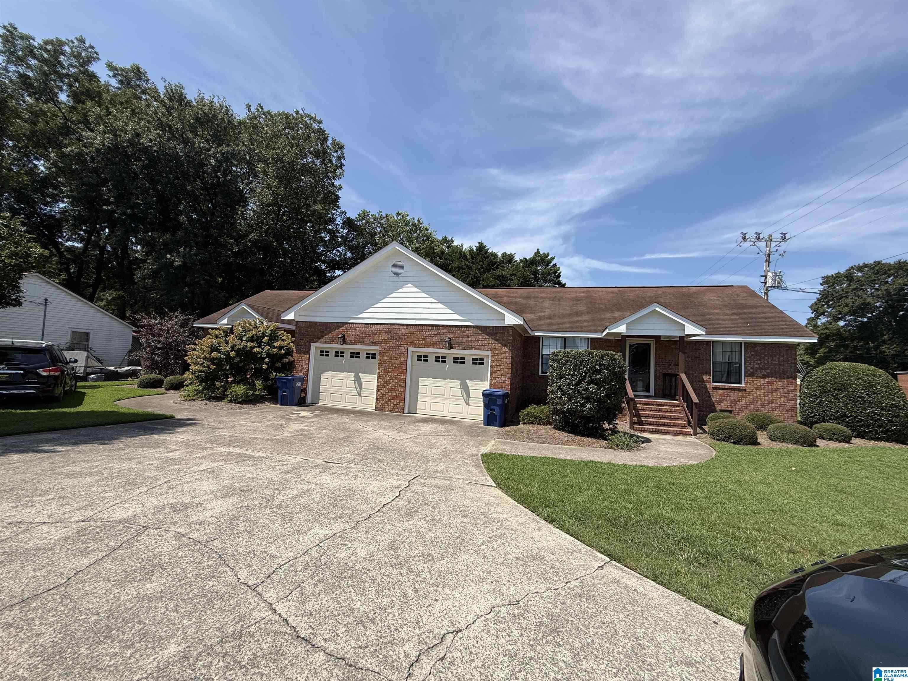 Photo 2 of Sale Pending at 226 N Hambrick Dr, Albertville, AL 35950 | MLS# 21464560 | Listing updated on 2026-09-15