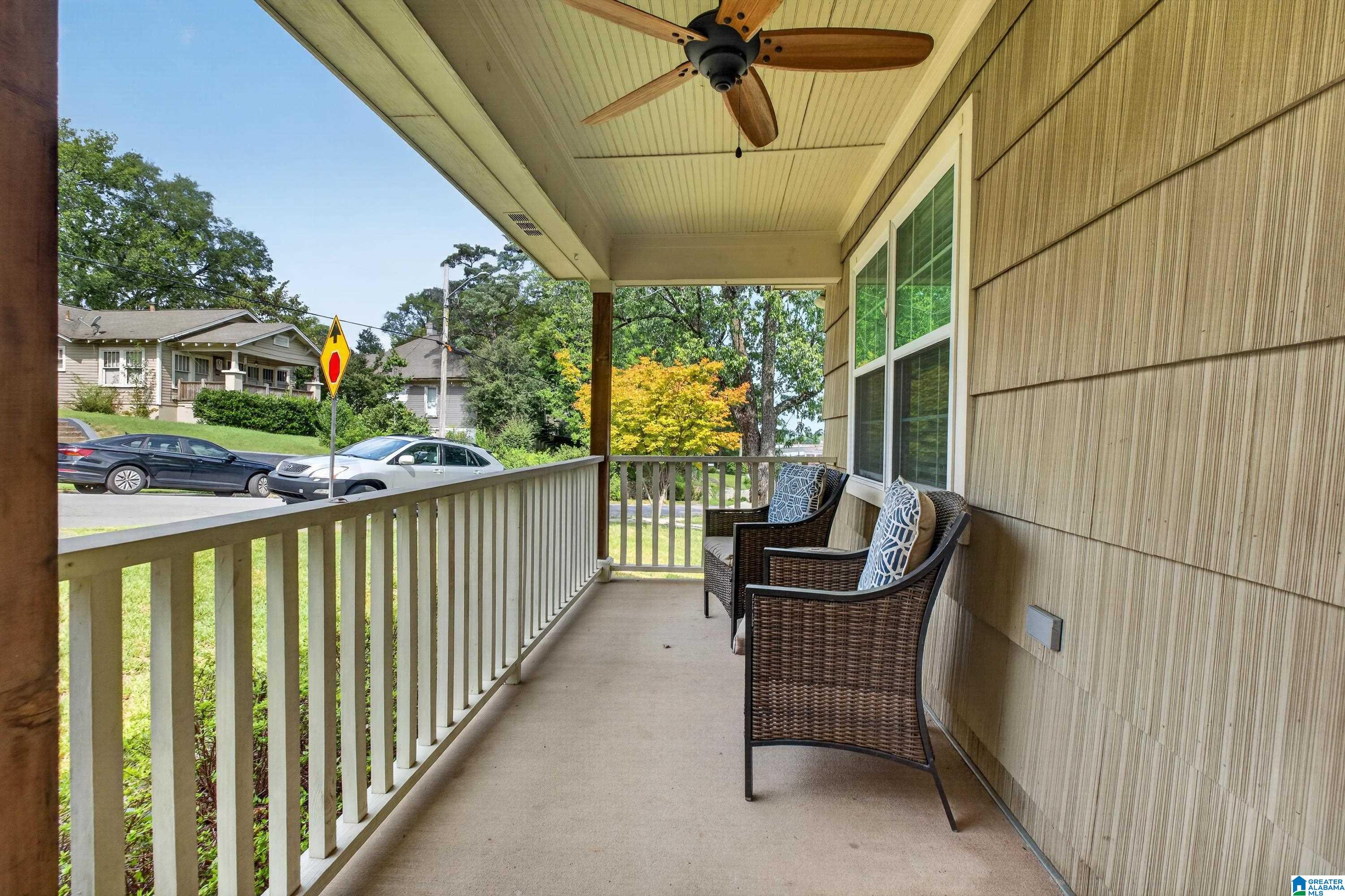 Photo 2 of Single family home for sale at 621 46th Street S, Birmingham, AL 35222 | MLS# 21464562 | Listing updated on 2026-09-11