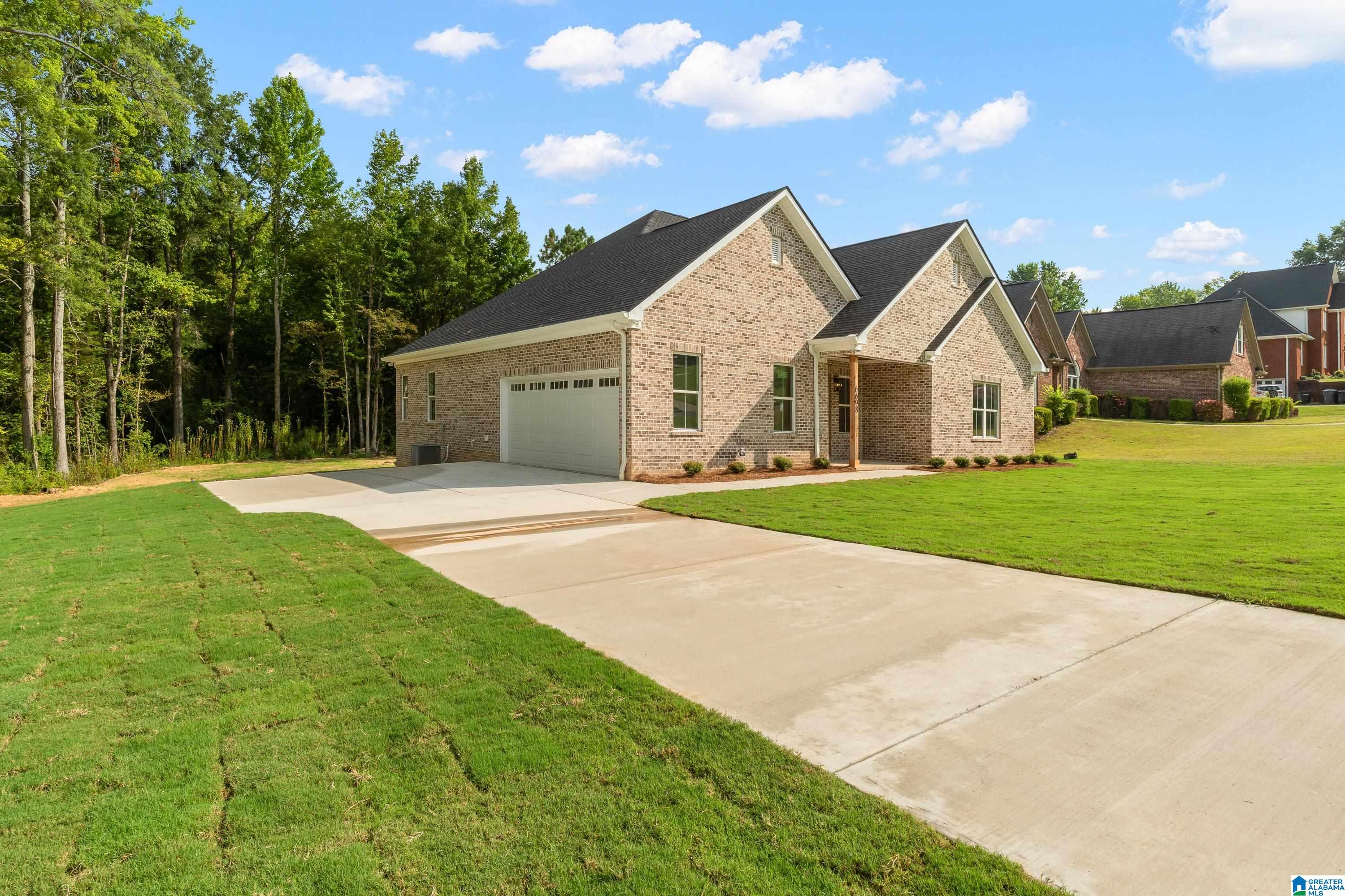Photo 1 of Single family home for sale at 6698 Clayton Cvs Pkwy, Pinson, AL 35126 | MLS# 21464565 | Listing updated on 2026-09-14