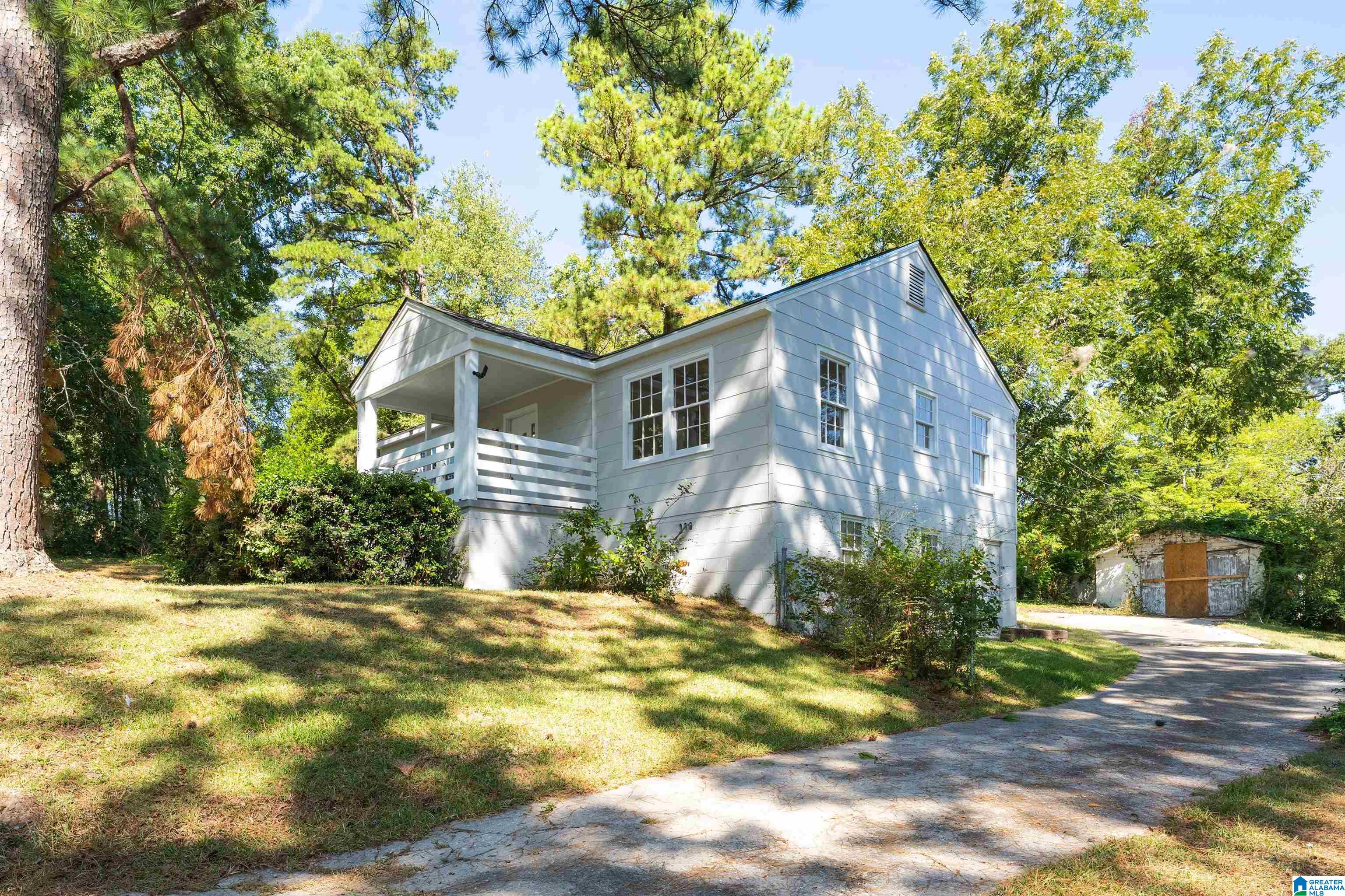 Photo 2 of Single family home for sale at 1820 33rd St Ensley, Birmingham, AL 35208 | MLS# 21464578 | Listing updated on 2026-09-11