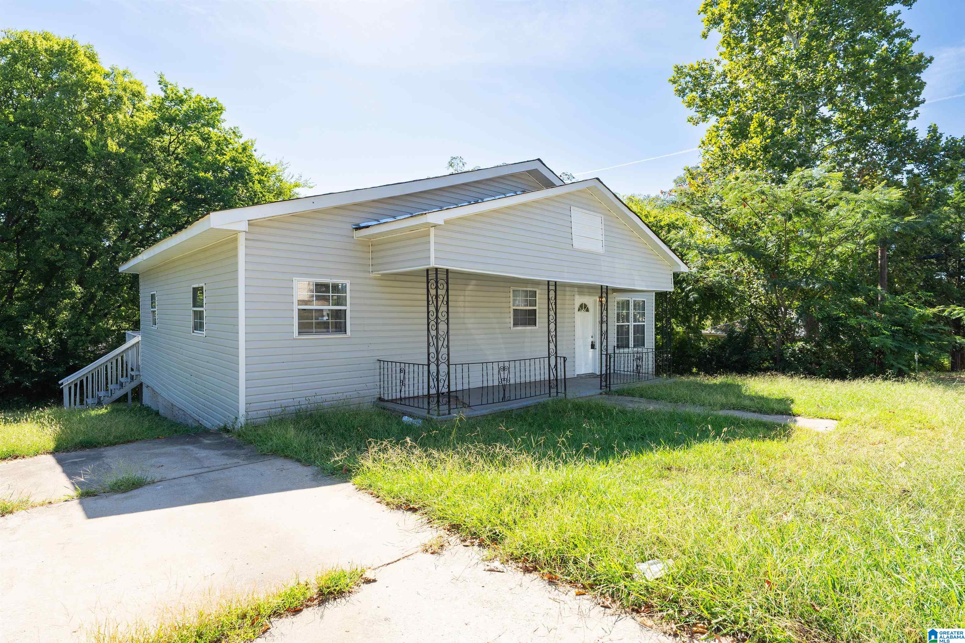 Photo 2 of Single family home for sale at 5722 Terrace Ave, Fairfield, AL 35064 | MLS# 21464579 | Listing updated on 2026-09-11