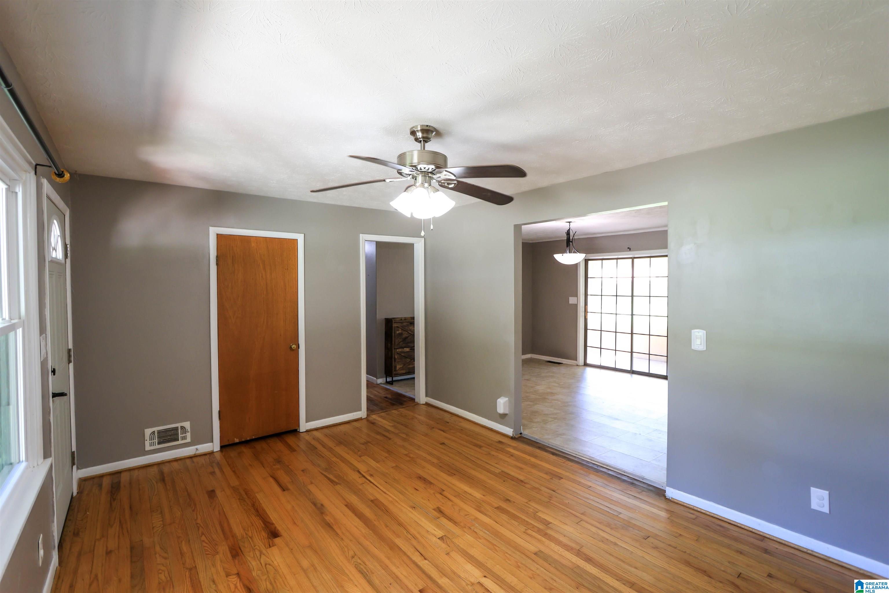 Photo 3 of Single family home for sale at 904 Ridge Dr, Weaver, AL 36277 | MLS# 21464584 | Listing updated on 2026-09-11