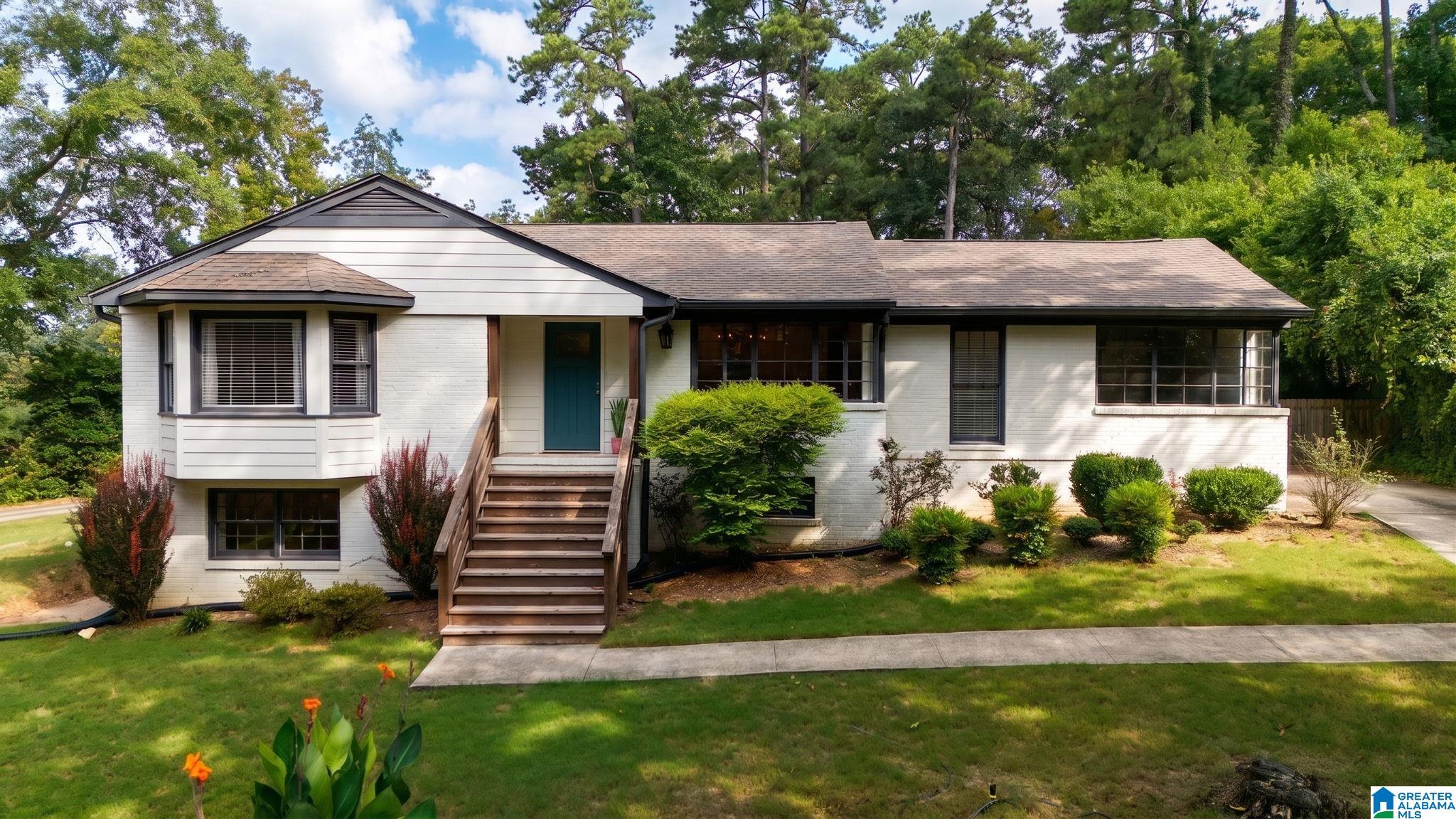 304 CHEROKEE DRIVE
