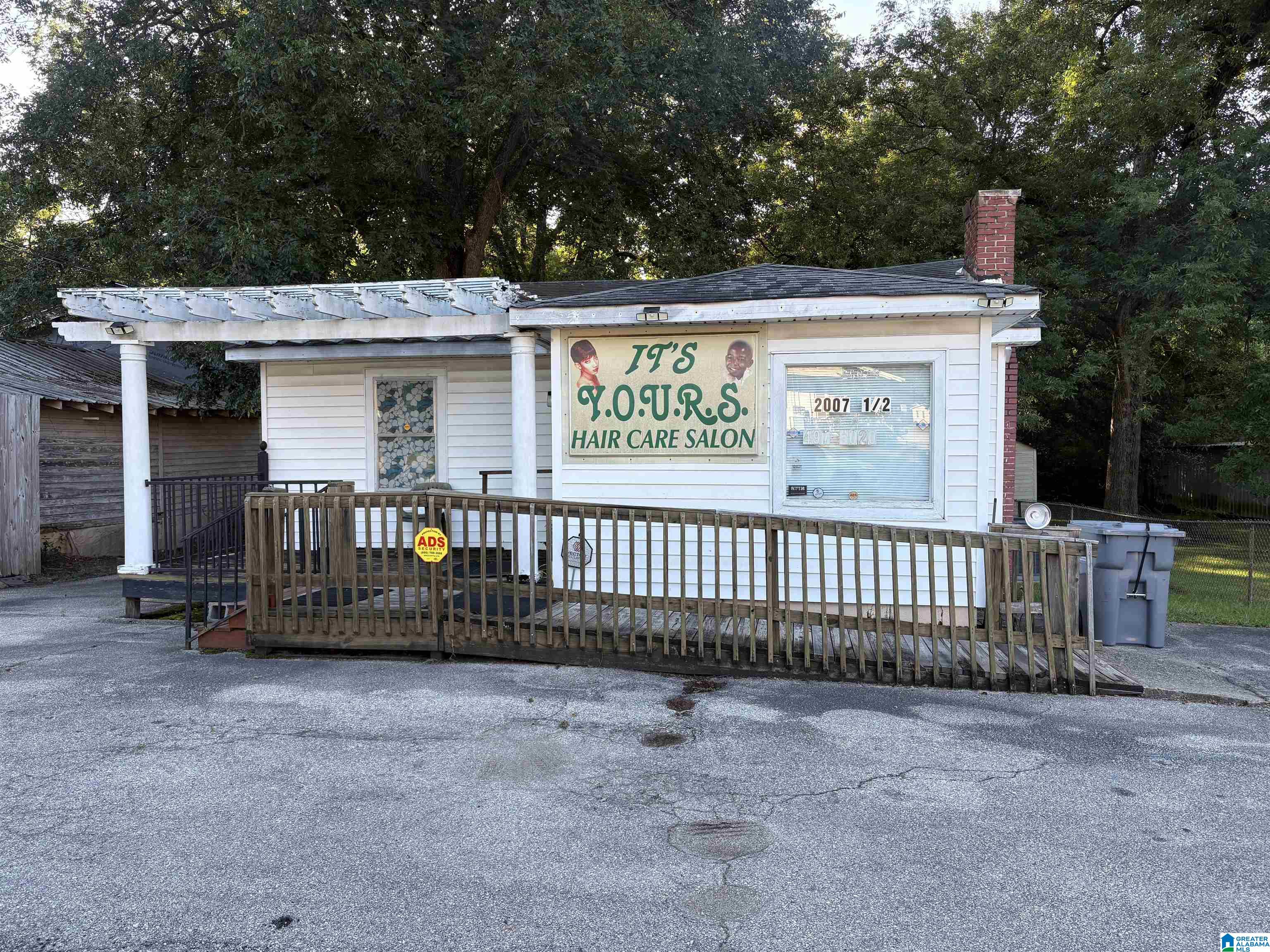 Photo 1 of Single family home for sale at 2007 27th Avenue N, Bessemer, AL 35023 | MLS# 21464619 | Listing updated on 2026-09-11