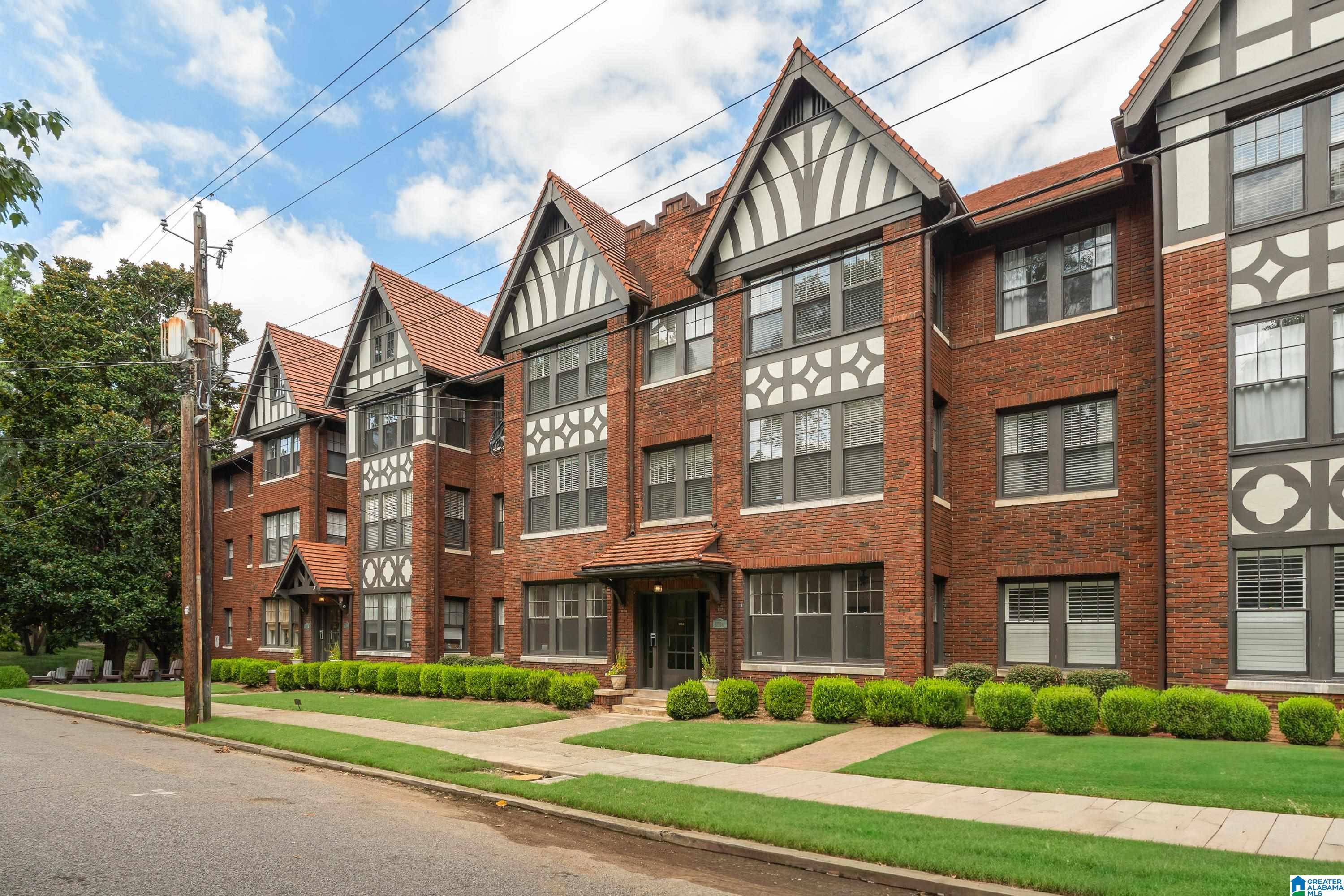 Photo 3 of Condo for sale at 3004 13th Avenue S #1, Birmingham, AL 35205 | MLS# 21464623 | Listing updated on 2026-09-14