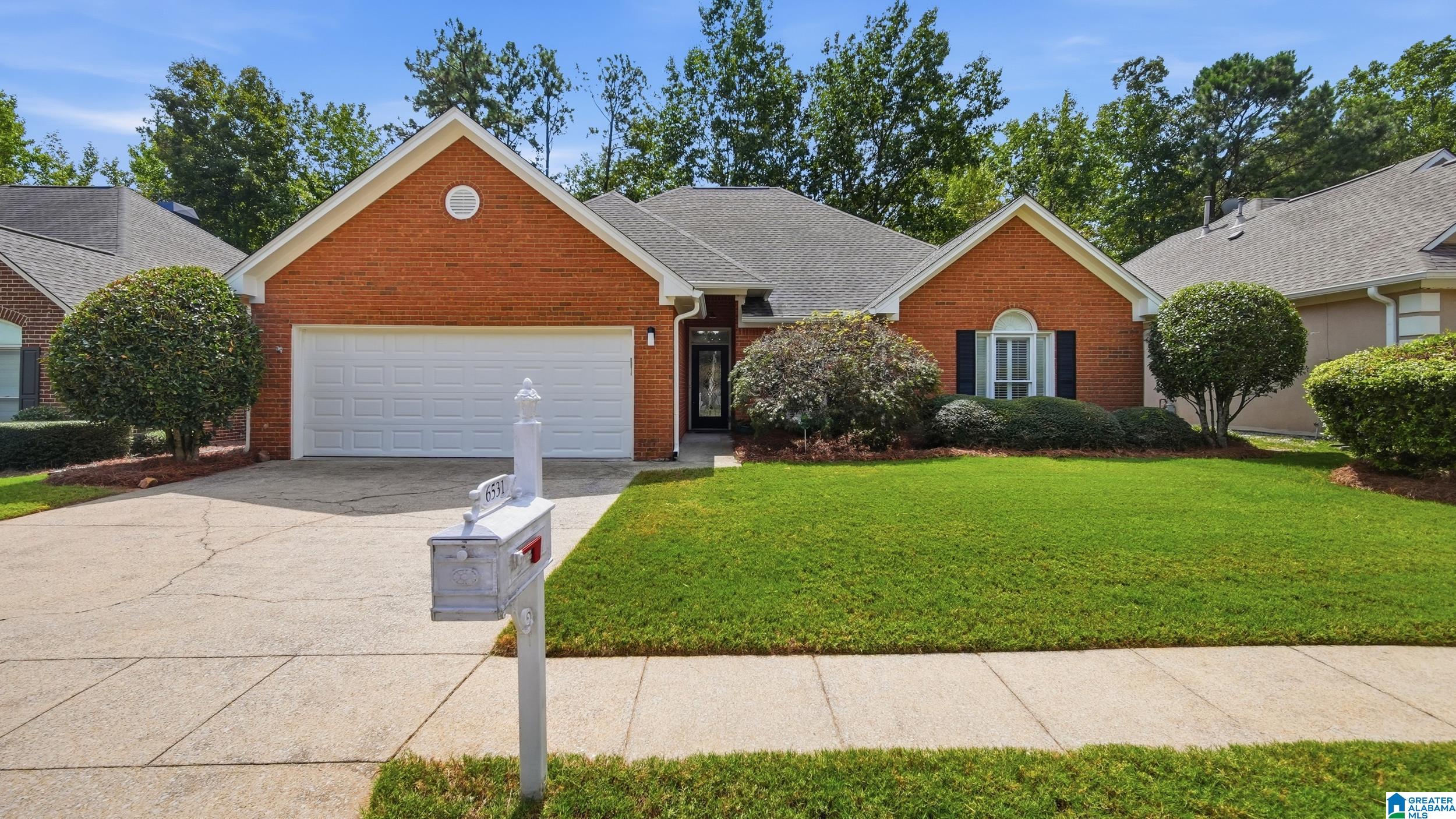 Single family home for sale at 6531 Mill Crk Cir, HOOVER, AL 35242 | MLS# 21464624