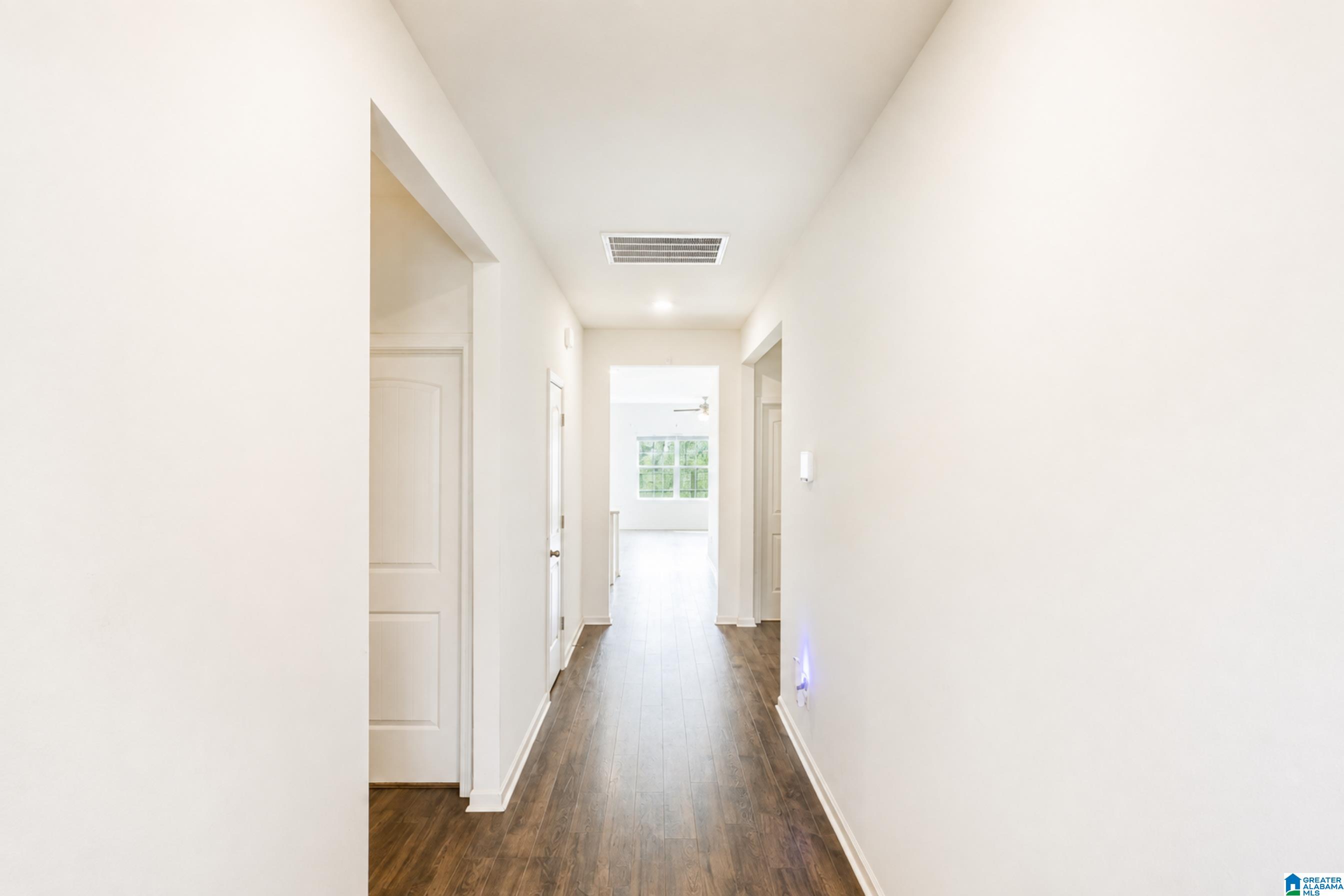Photo 3 of Single family home for sale at 5791 Mountain View Trl, Bessemer, AL 35022 | MLS# 21464625 | Listing updated on 2026-09-11