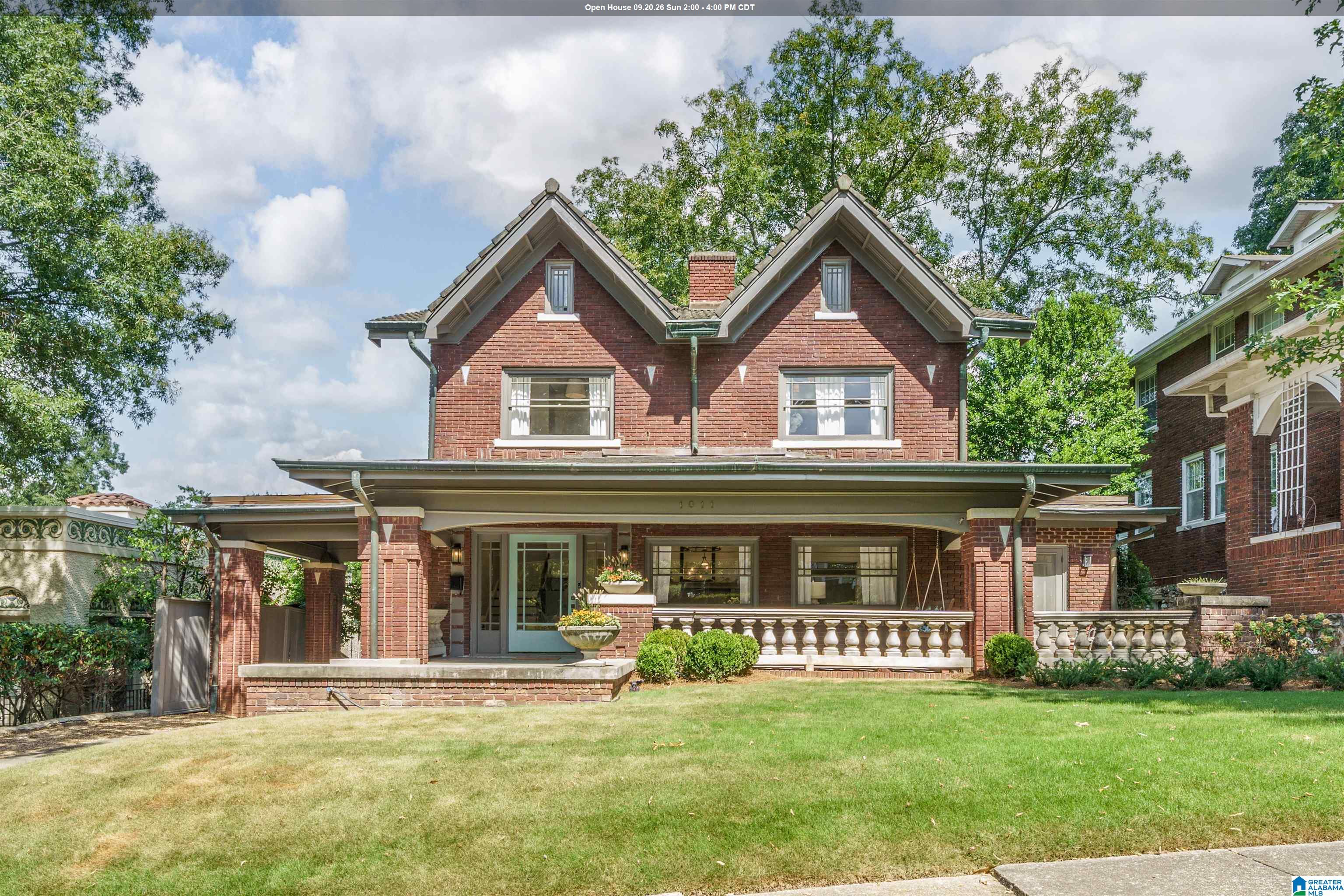 Single family home for sale at 1011 Glen View Rd, BIRMINGHAM, AL 35222 | MLS# 21464633