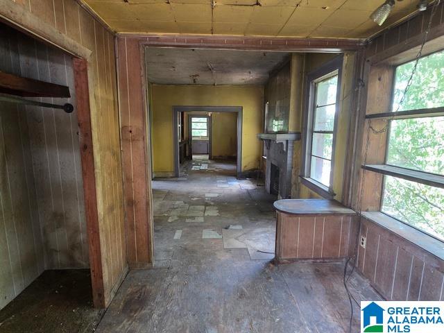 Photo 2 of Single family home for sale at 526 Oak Pl, Fairfield, AL 35064 | MLS# 21464652 | Listing updated on 2026-09-11