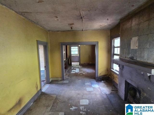 Photo 3 of Single family home for sale at 526 Oak Pl, Fairfield, AL 35064 | MLS# 21464652 | Listing updated on 2026-09-11