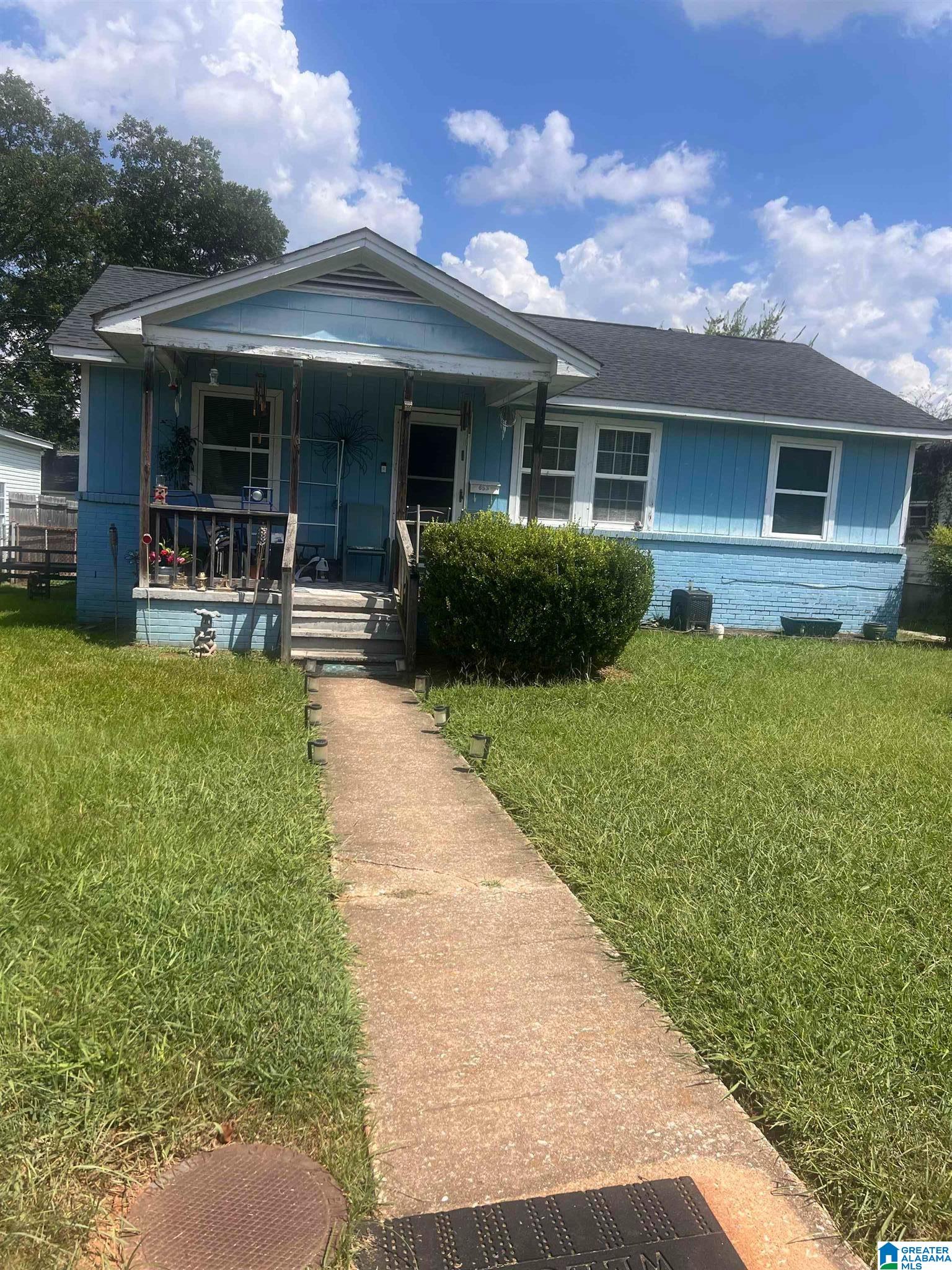 Photo 1 of Sale Pending at 653 Ctr Way Sw, Birmingham, AL 35211 | MLS# 21464660 | Listing updated on 2026-09-15