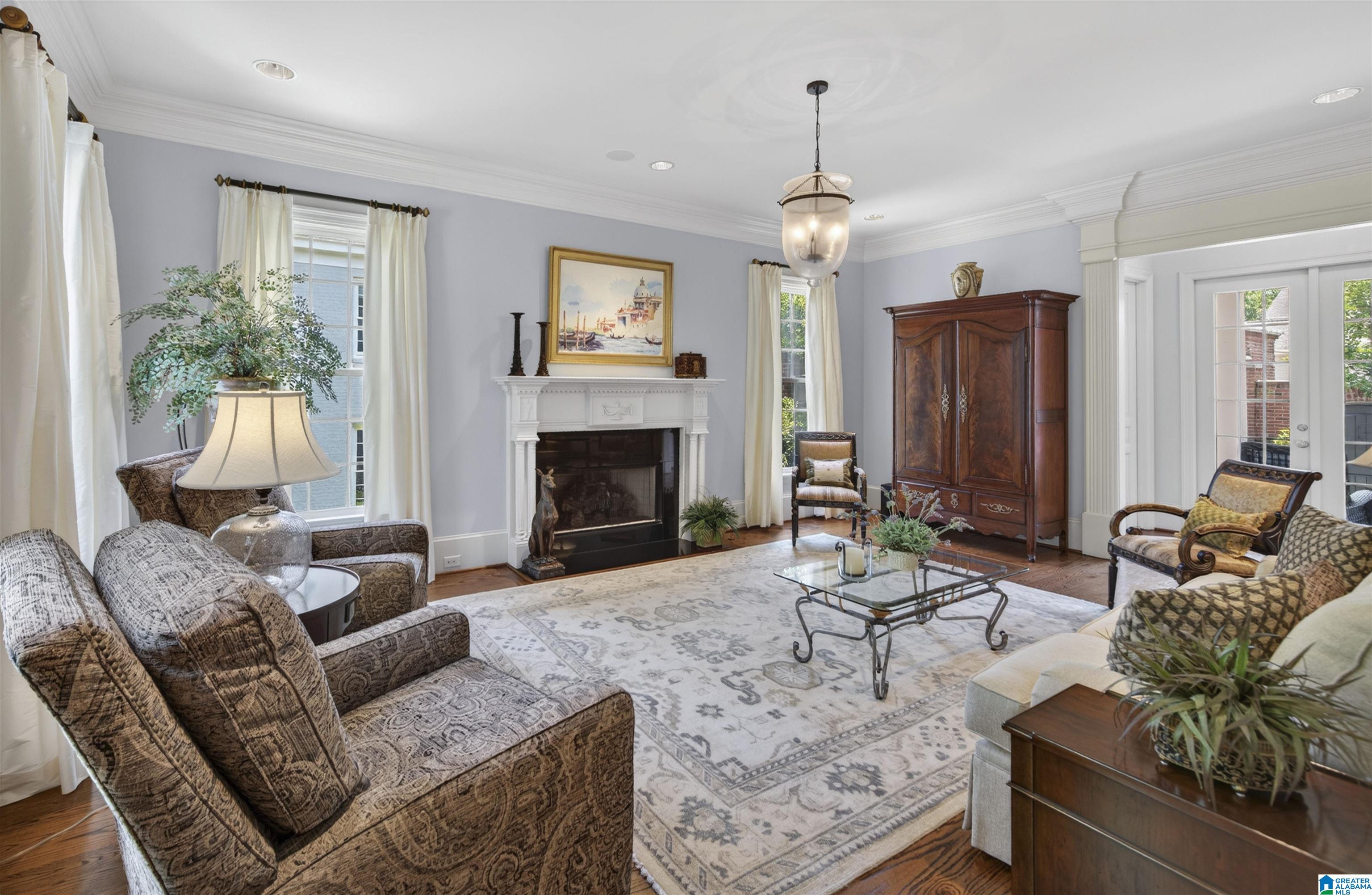 Photo 3 of Sale Pending at 4315 Village Green Cir, Hoover, AL 35226 | MLS# 21464663 | Listing updated on 2026-09-16