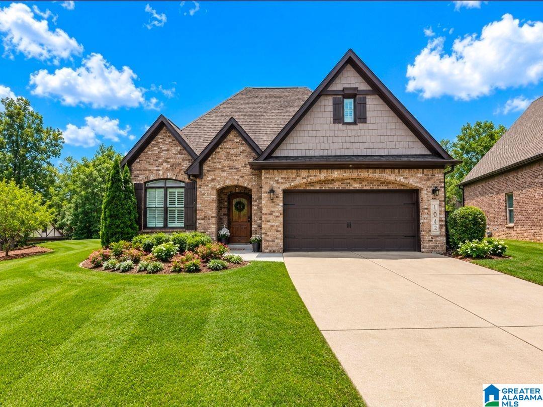 Photo 1 of Single family home for sale at 1460 Overlook Dr, Trussville, AL 35173 | MLS# 21464664 | Listing updated on 2026-09-12