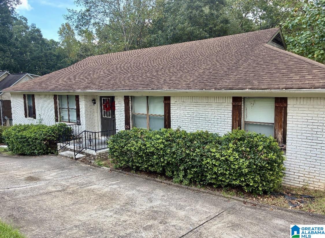 Single family home for sale at 1133 4th Plaza, PLEASANT GROVE, AL 35127 | MLS# 21464672