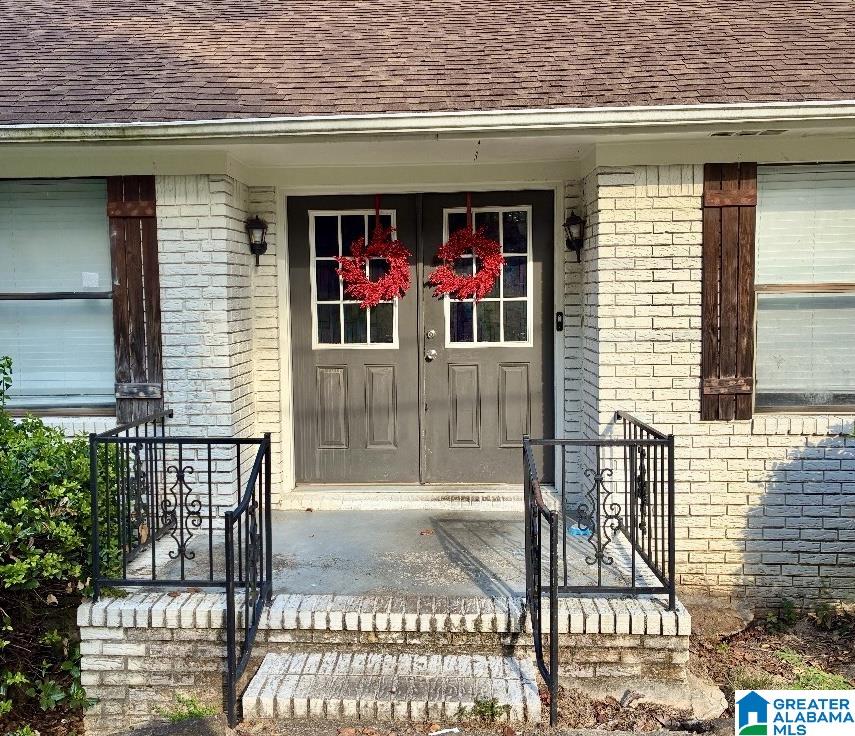 Photo 4 of Single family home for sale at 1133 4th Plaza, Pleasant Grove, AL 35127 | MLS# 21464672 | Listing updated on 2026-09-16