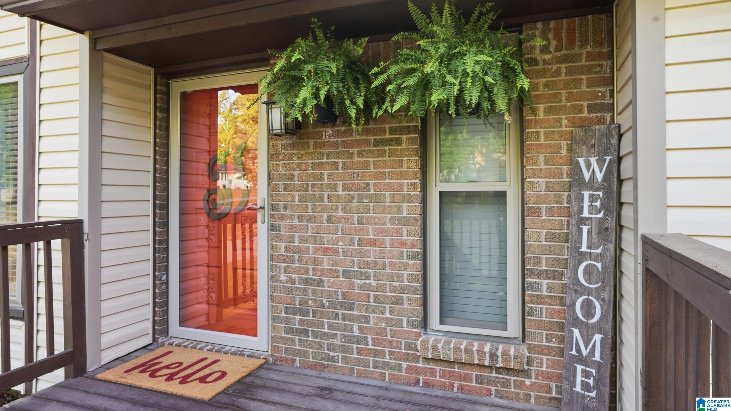 Photo 3 of Single family home for sale at 940 Thomas Dr, Birmingham, AL 35215 | MLS# 21464673 | Listing updated on 2026-09-14