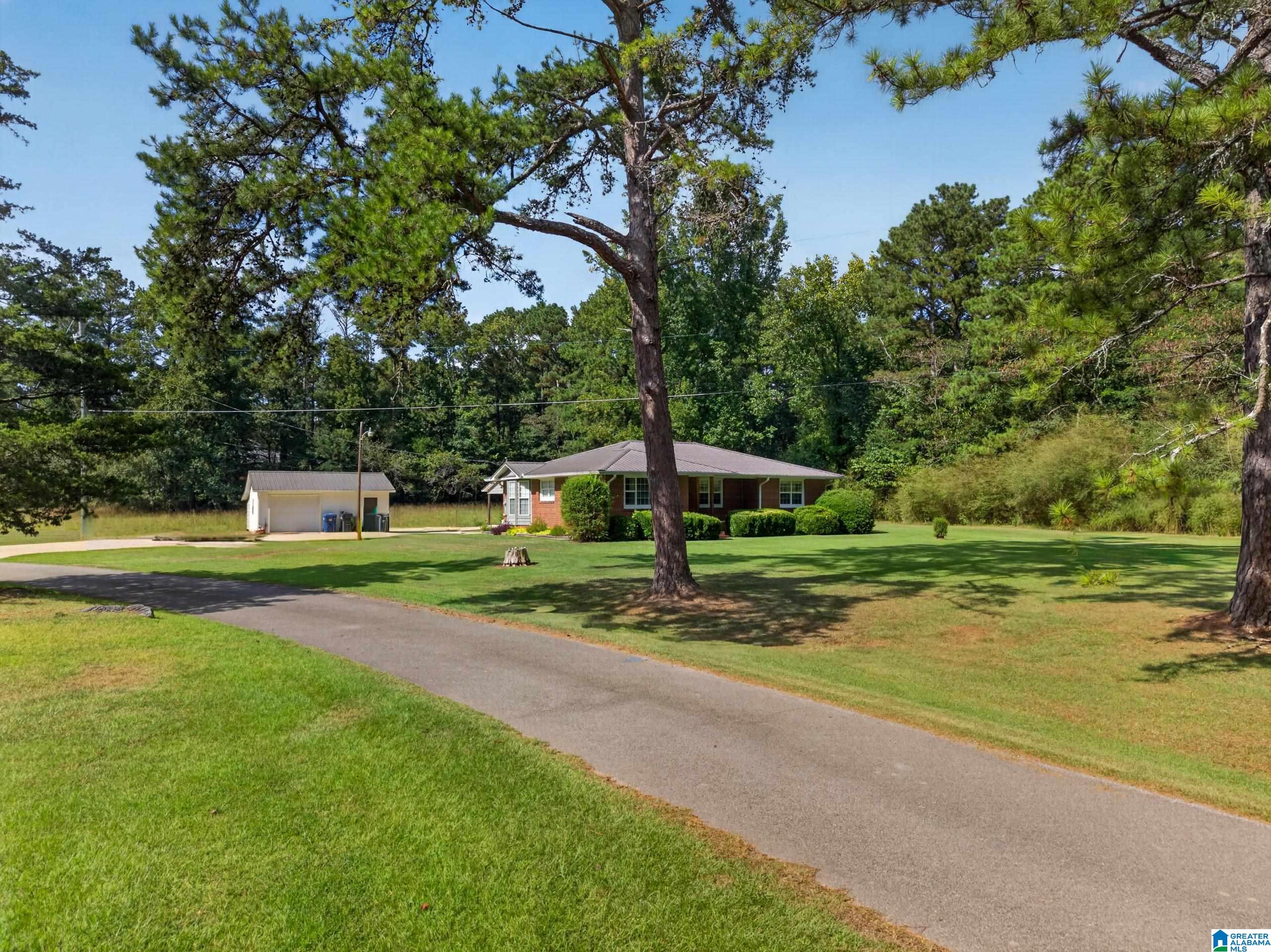 Photo 3 of Single family home for sale at 86 Simpson Rd, Ohatchee, AL 36271 | MLS# 21464707 | Listing updated on 2026-09-12