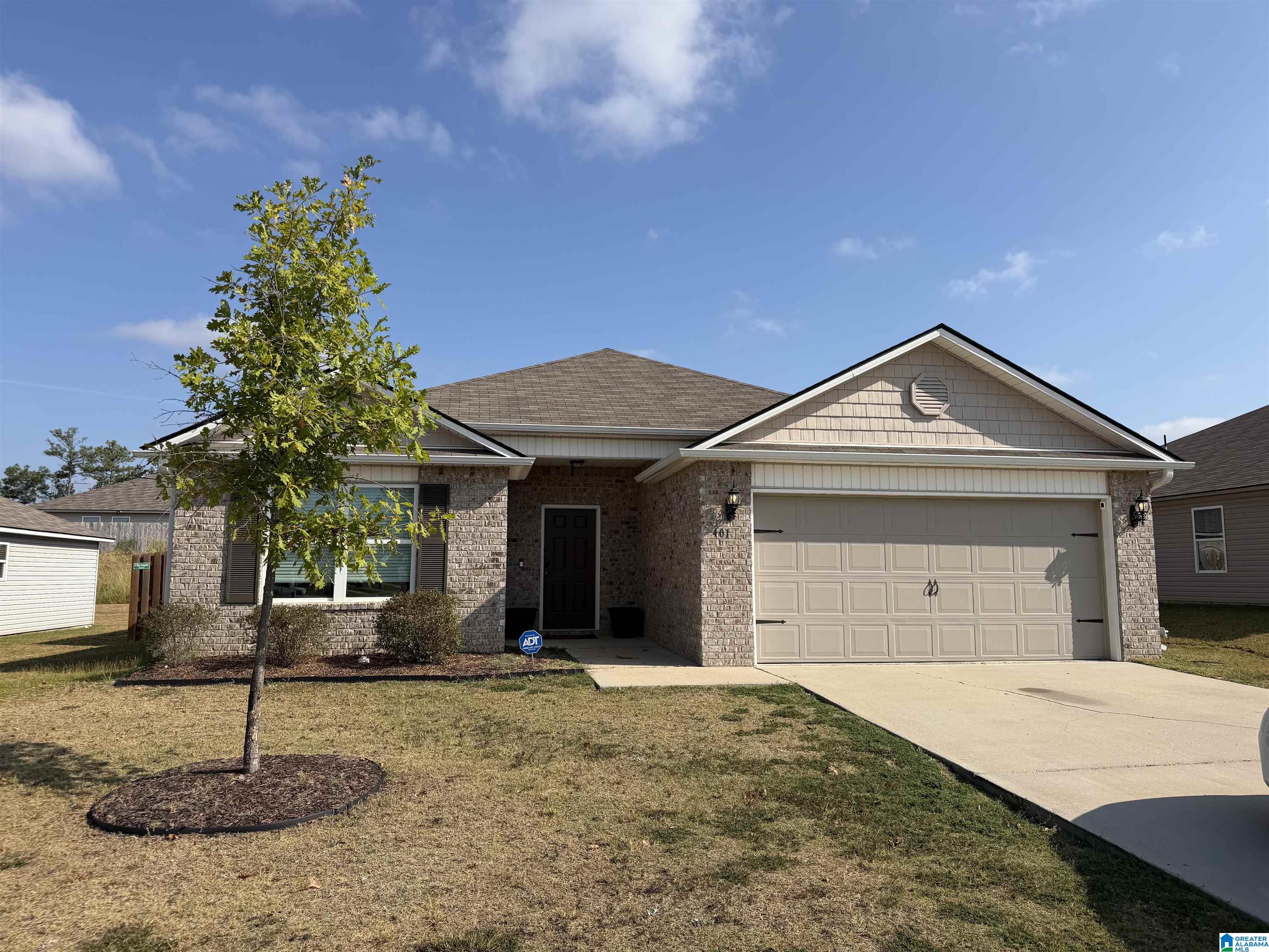 Single family home for sale at 401 Clear Crk Ln, CALERA, AL 35040 | MLS# 21464708
