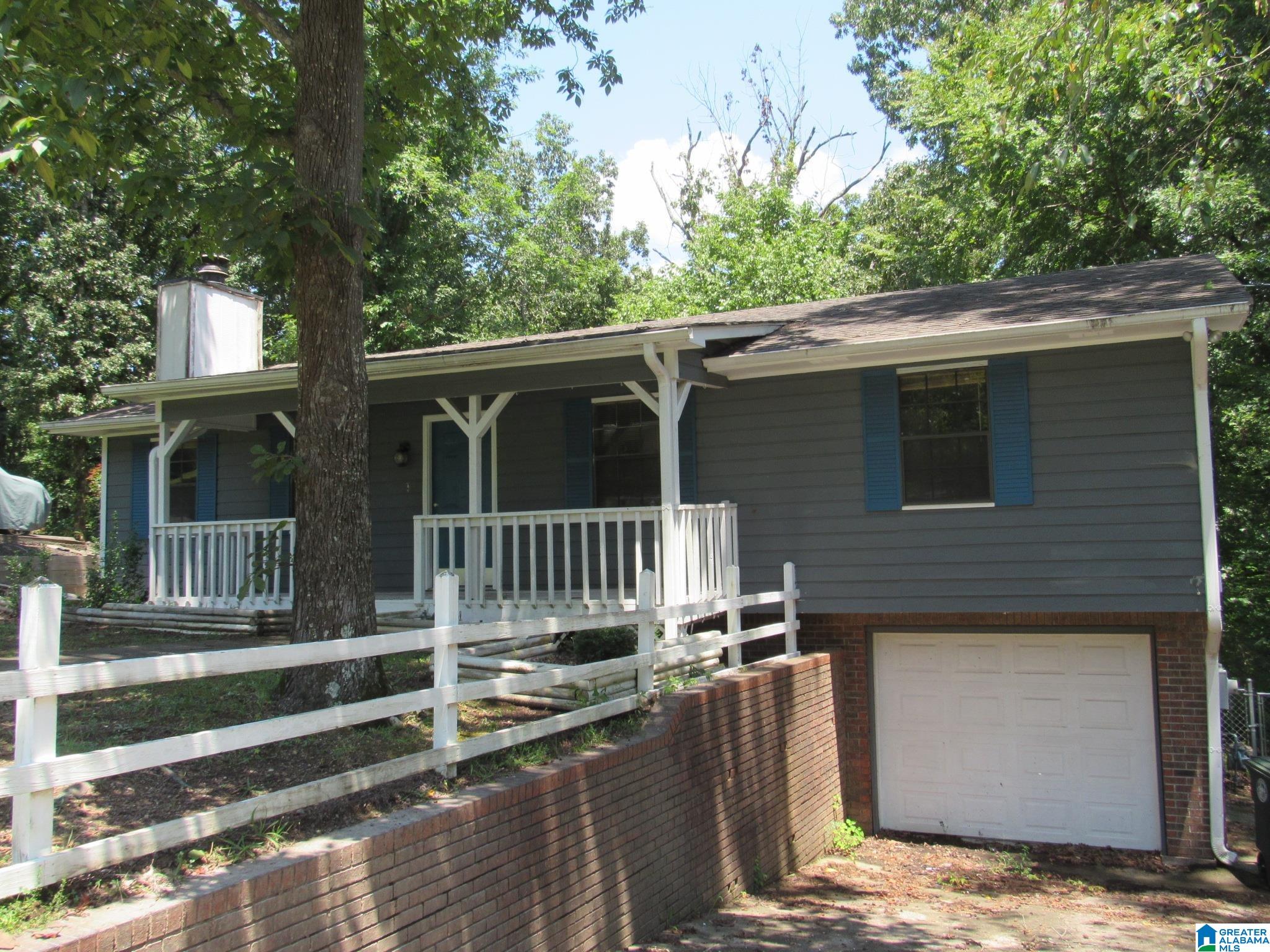 Photo 2 of Single family home for sale at 428 Old Farm Dr, Birmingham, AL 35215 | MLS# 21464712 | Listing updated on 2026-09-12