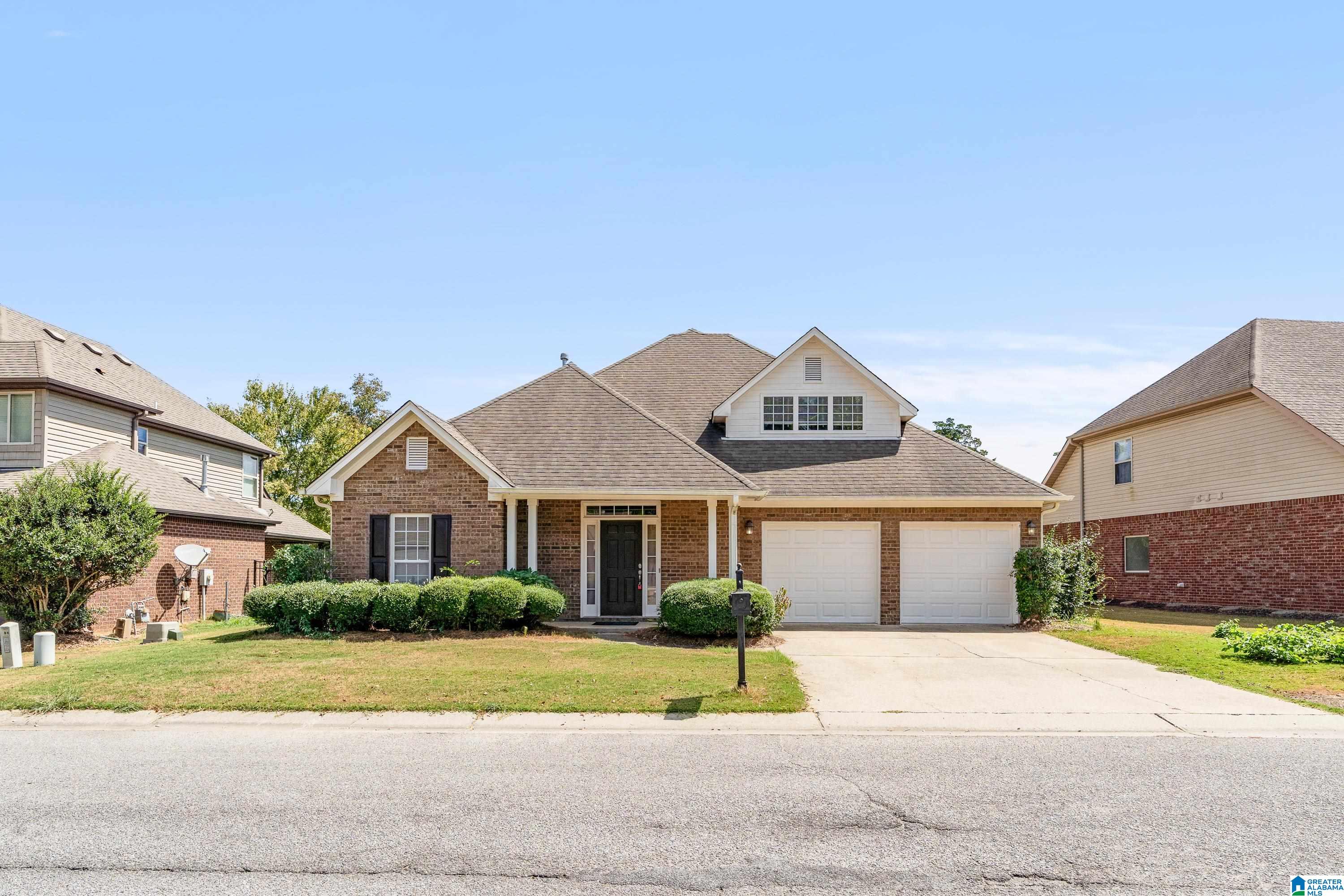 Photo 1 of Single family home for sale at 314 Creekside Ln, Pelham, AL 35124 | MLS# 21464714 | Listing updated on 2026-09-21