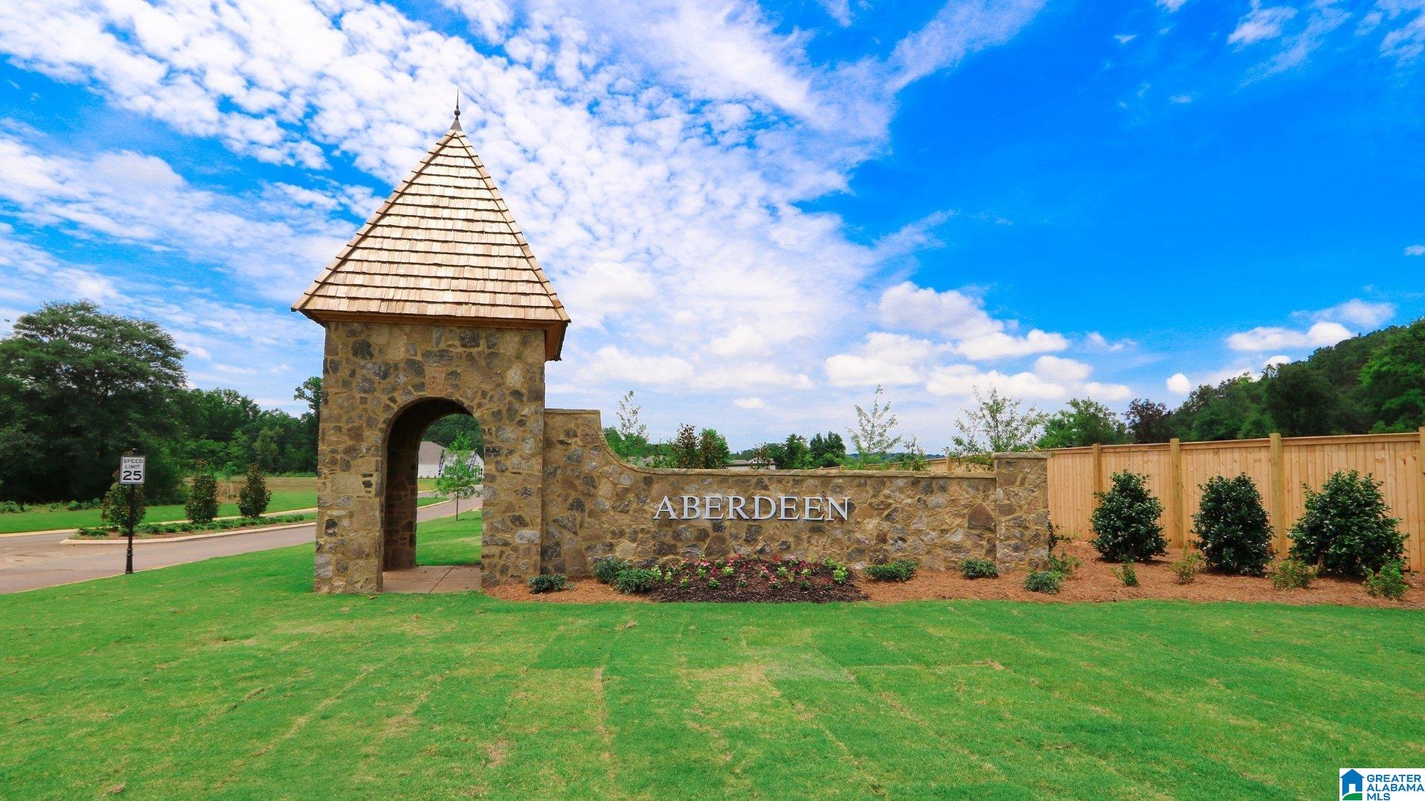 Photo 2 of Sale Pending at 28 Aberdeen Dr, Calera, AL 35040 | MLS# 21464727 | Listing updated on 2026-09-12