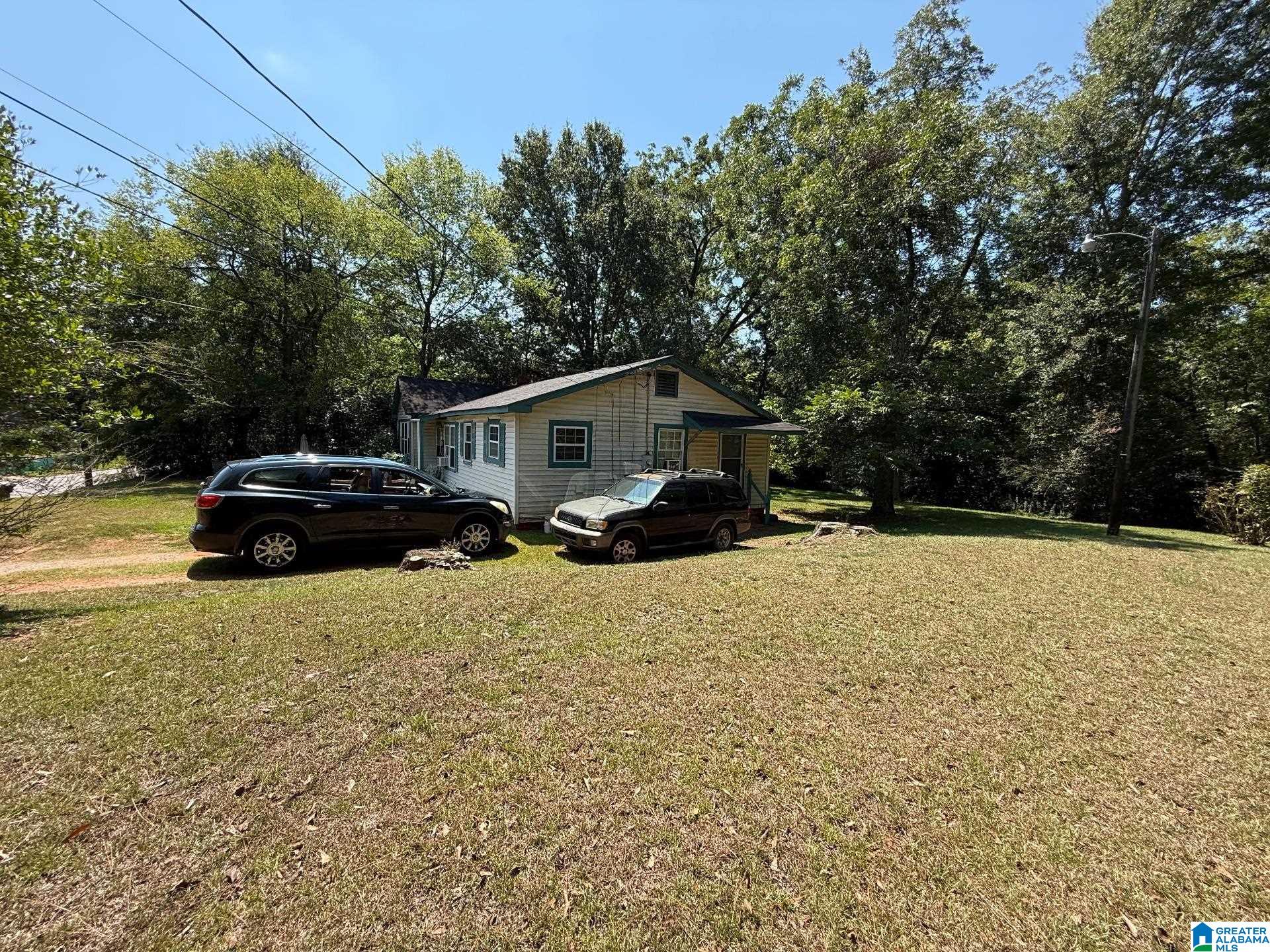 Photo 2 of Single family home for sale at 340 Church St, Greenville, AL 36037 | MLS# 21464741 | Listing updated on 2026-09-12