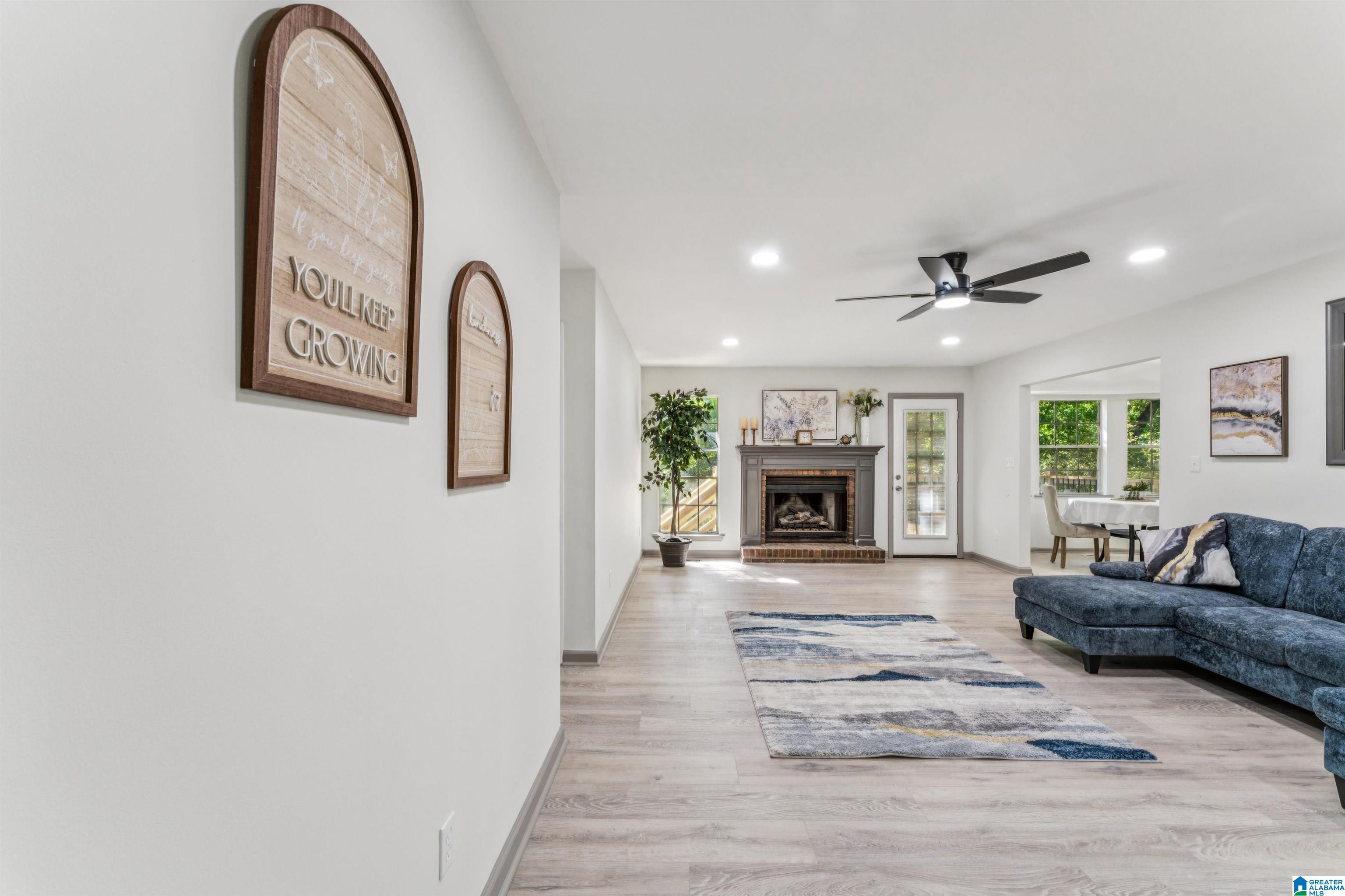 Photo 4 of Single family home for sale at 3384 Cedarbrook Cir, Trussville, AL 35173 | MLS# 21464743 | Listing updated on 2026-09-12