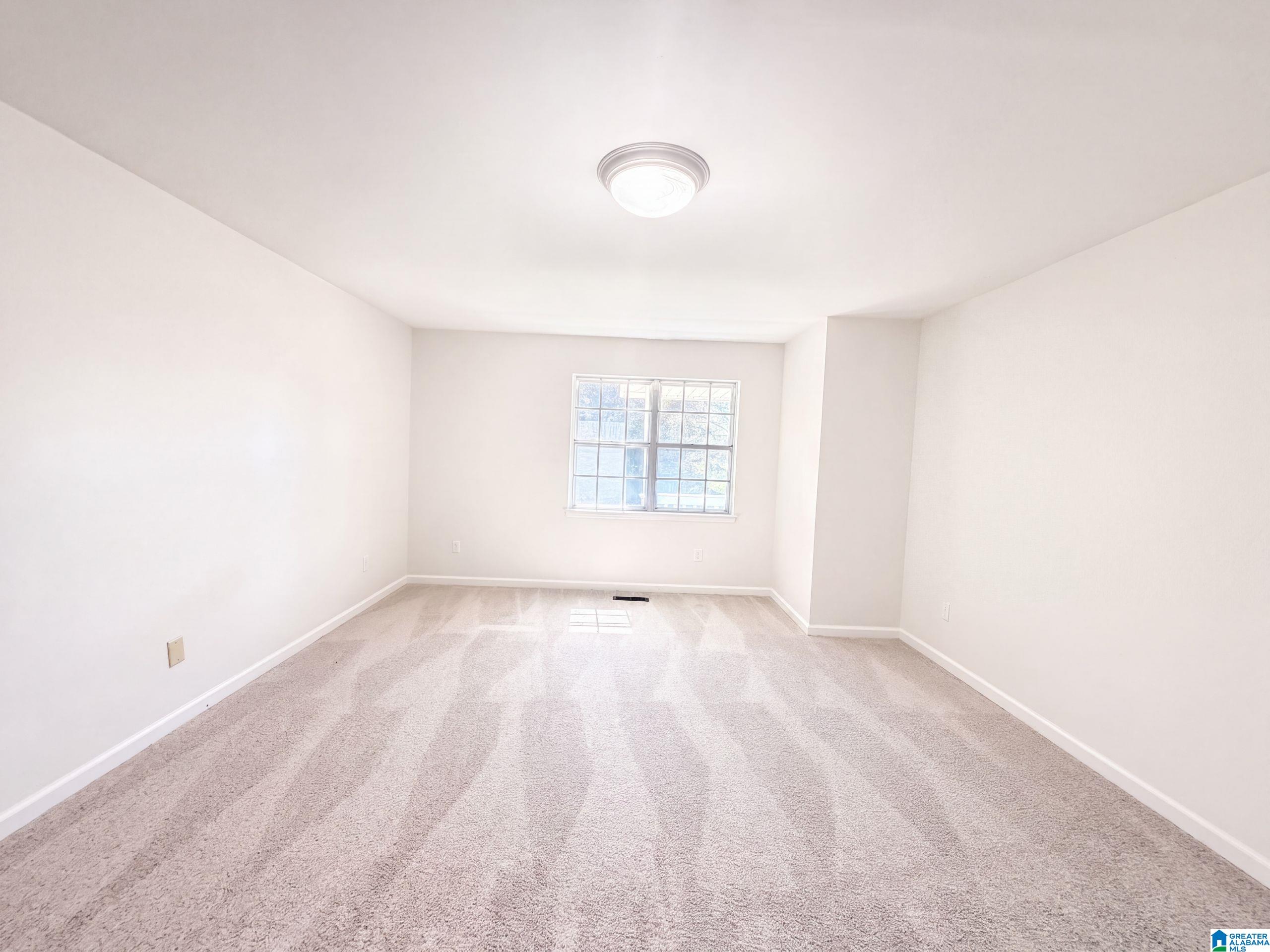Photo 3 of Single family home for sale at 7161 Roper Rd, Trussville, AL 35173 | MLS# 21464751 | Listing updated on 2026-09-12