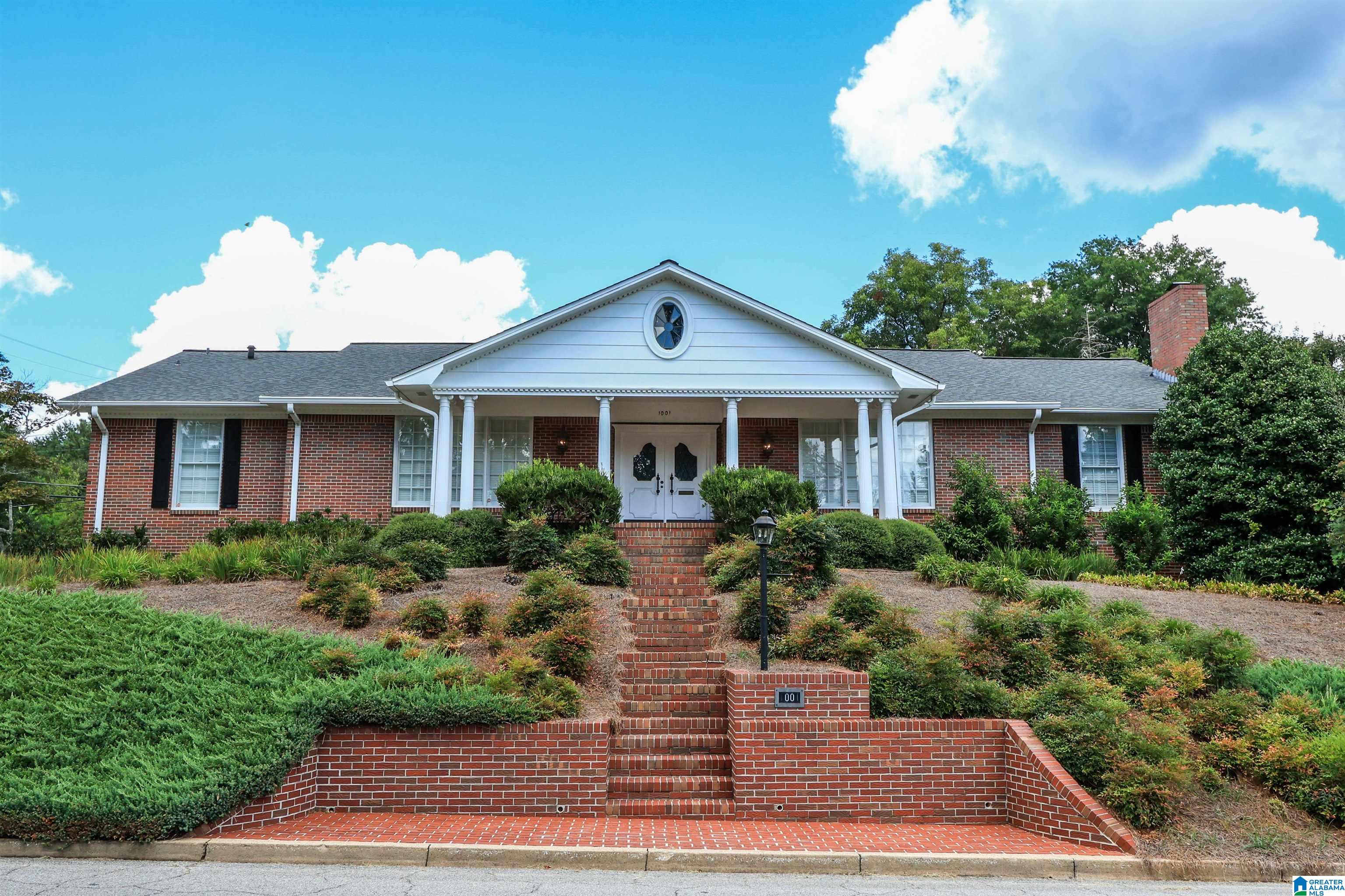 Photo 1 of Single family home for sale at 1001 Glenwood Ter, Anniston, AL 36207 | MLS# 21464754 | Listing updated on 2026-09-12