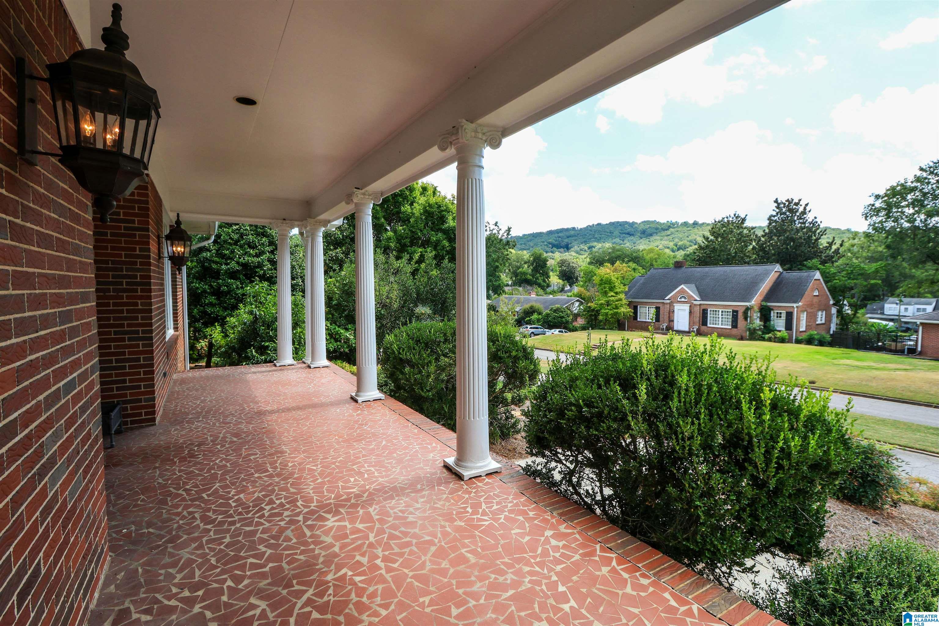 Photo 2 of Single family home for sale at 1001 Glenwood Ter, Anniston, AL 36207 | MLS# 21464754 | Listing updated on 2026-09-12