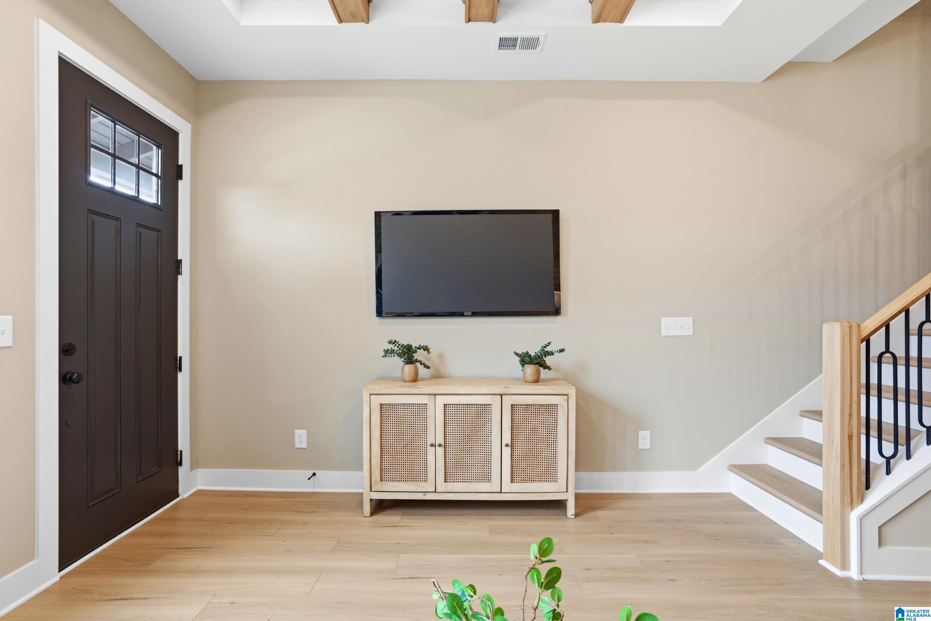 Photo 3 of Townhouse for sale at 1148 Windsor Sq, Birmingham, AL 35242 | MLS# 21464760 | Listing updated on 2026-09-12