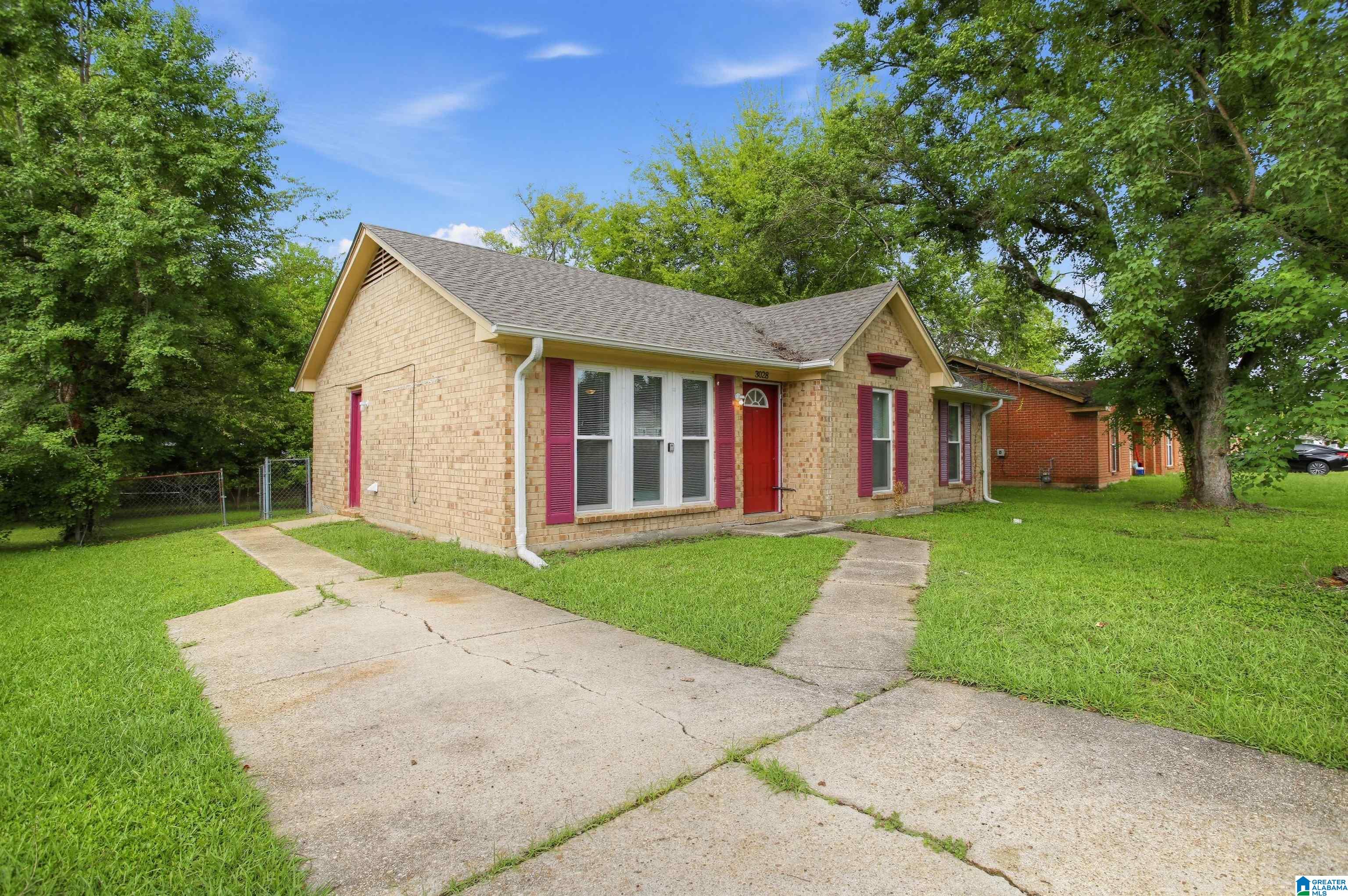 Photo 3 of Single family home for sale at 3028 Susan Dr, Montgomery, AL 36116 | MLS# 21464774 | Listing updated on 2026-09-17