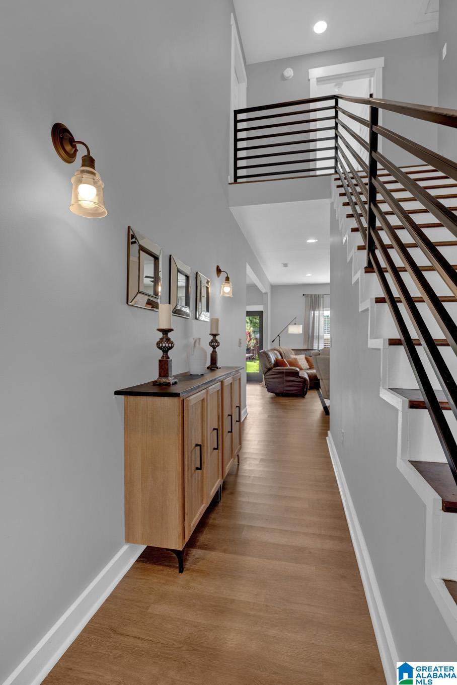 Photo 4 of Single family home for sale at 237 Glen Cross Dr, Trussville, AL 35173 | MLS# 21464783 | Listing updated on 2026-09-15