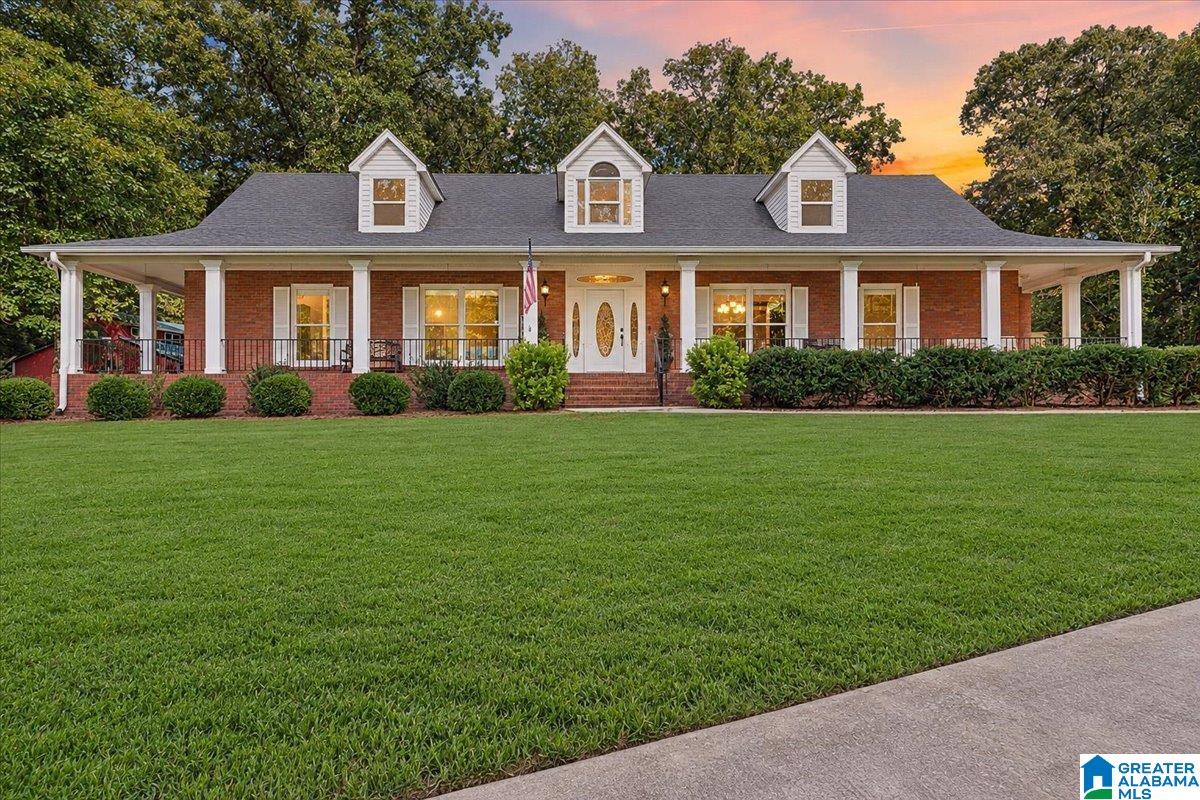 Photo 1 of Single family home for sale at 221 Twin Oaks Dr, Oneonta, AL 35121 | MLS# 21464808 | Listing updated on 2026-09-16