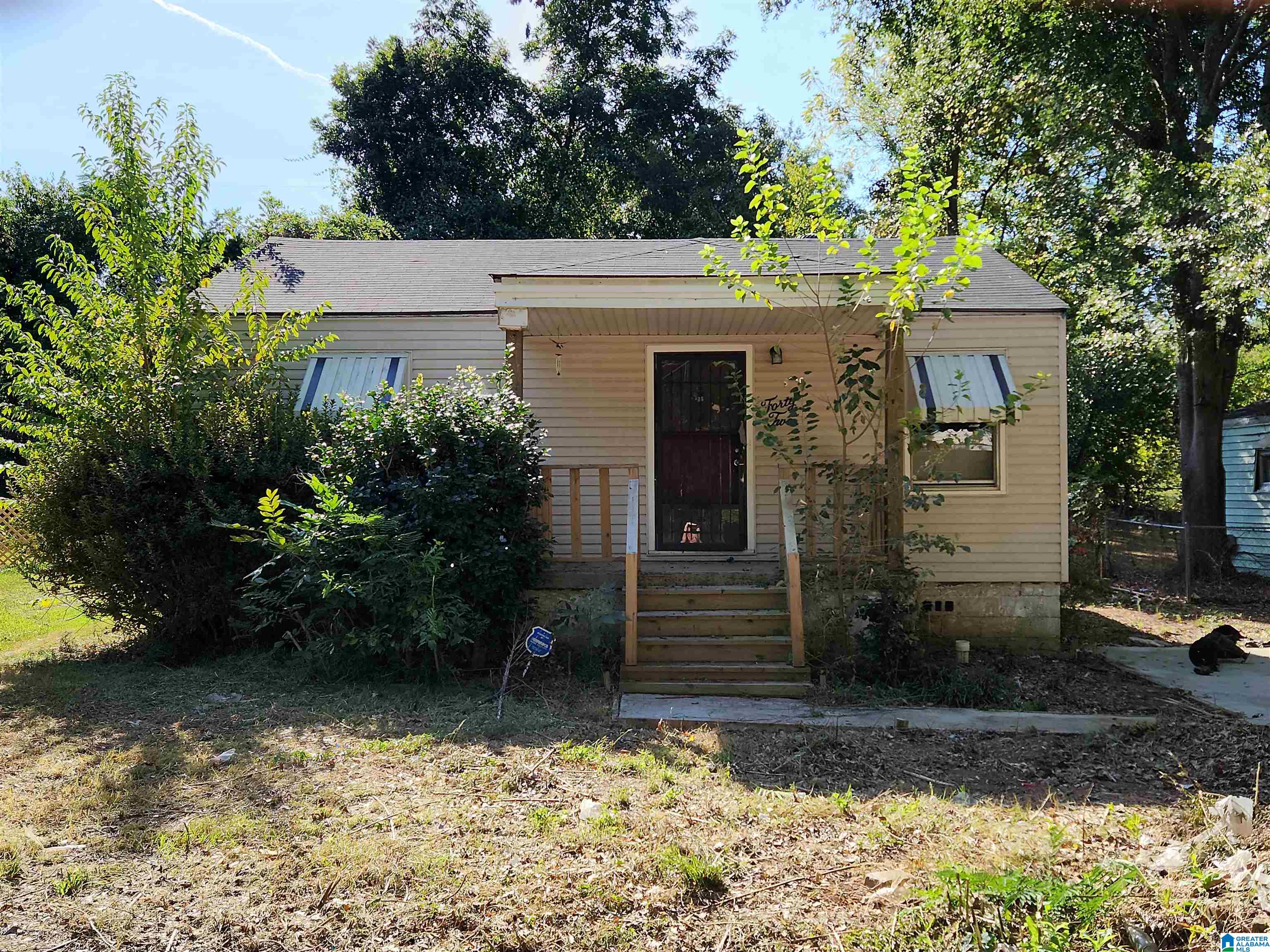 Photo 2 of Single family home for sale at 42 Wilkes Cir, Birmingham, AL 35228 | MLS# 21464810 | Listing updated on 2026-09-13