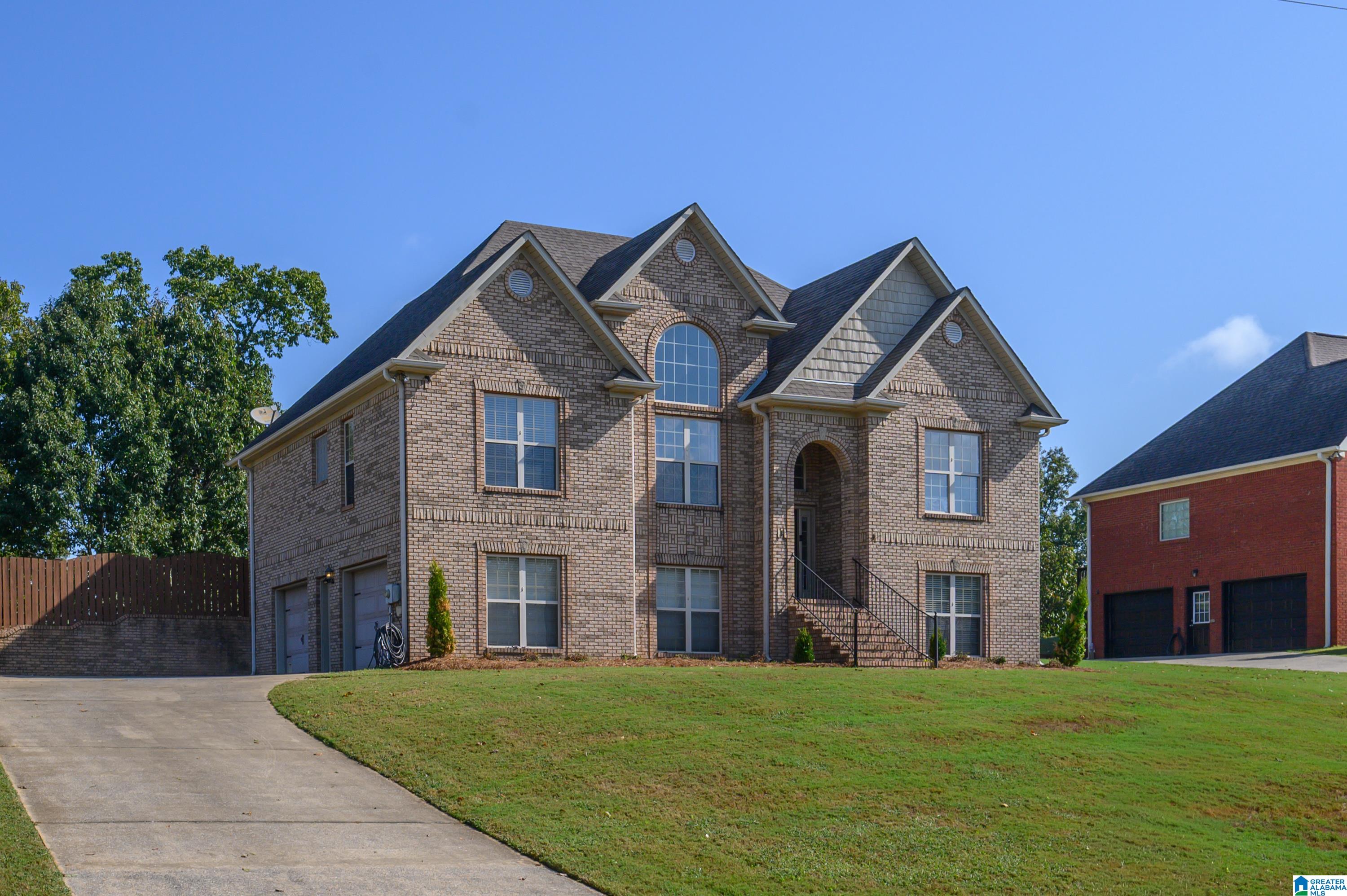 Photo 3 of Single family home for sale at 180 Legacy Ridge W, Springville, AL 35146 | MLS# 21464820 | Listing updated on 2026-09-25