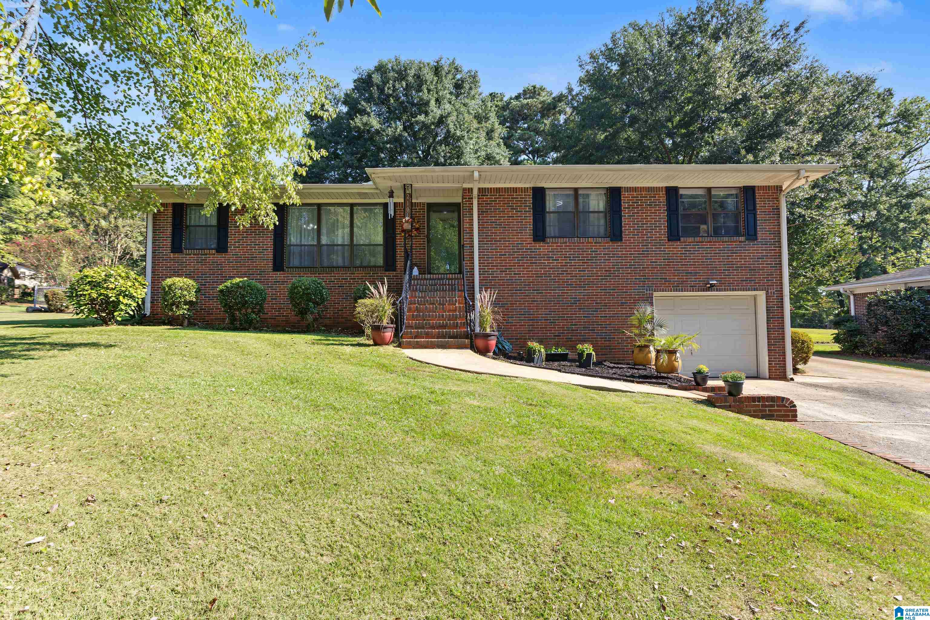 2101 LONGVIEW DRIVE