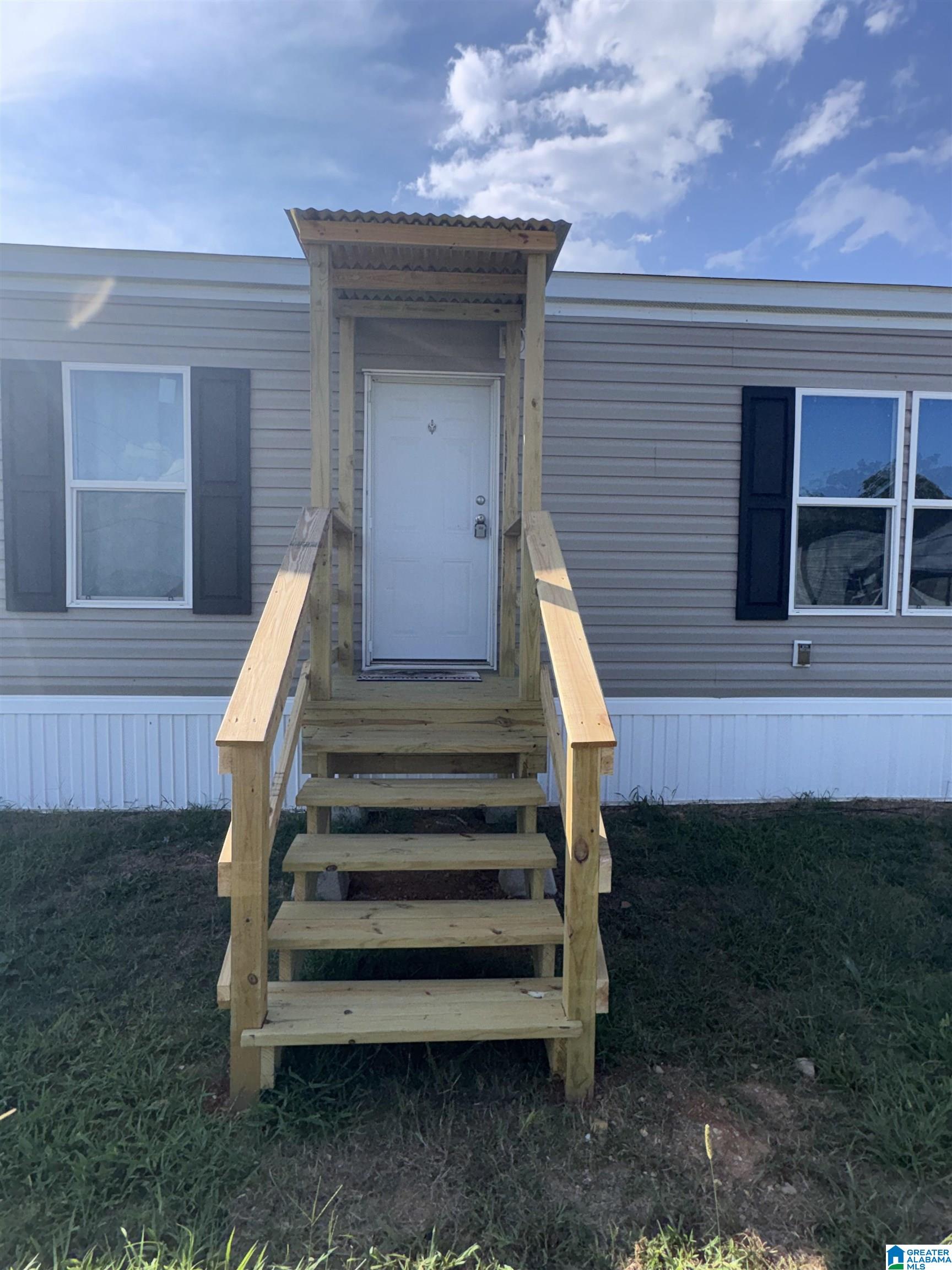 Photo 3 of Sale Pending at 2923 Corner Rd, Warrior, AL 35180 | MLS# 21464844 | Listing updated on 2026-09-16